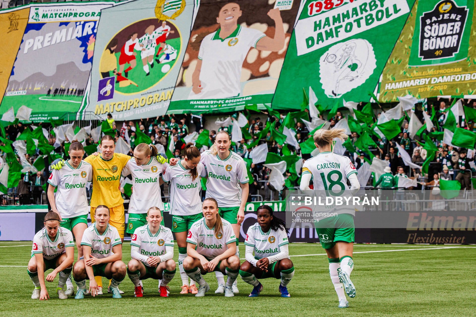 Hammarbys spelare ställer upp för en lagbild