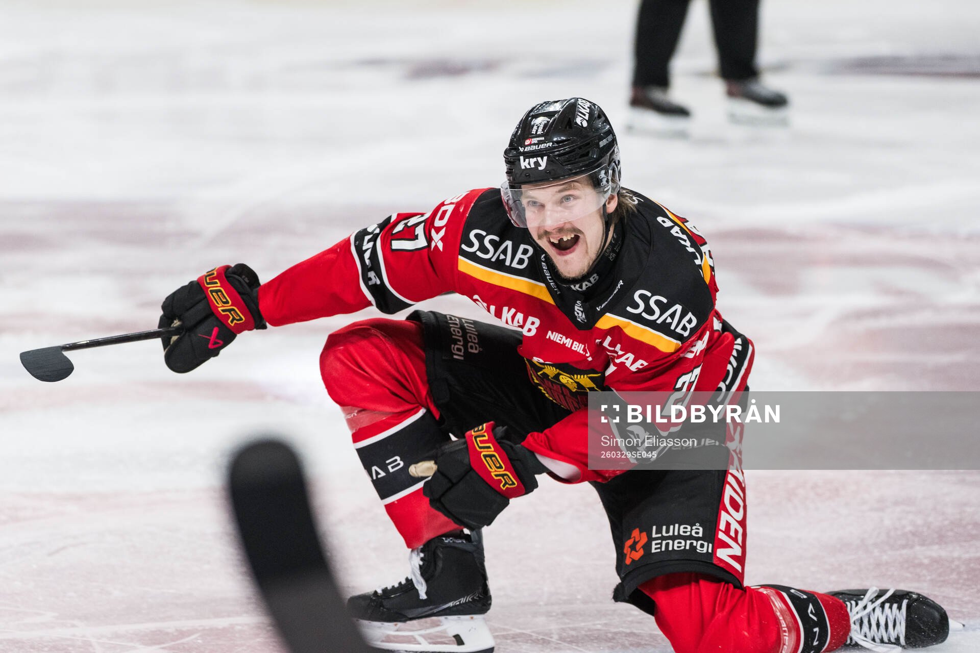 Luleås Oskari Laaksonen jublar