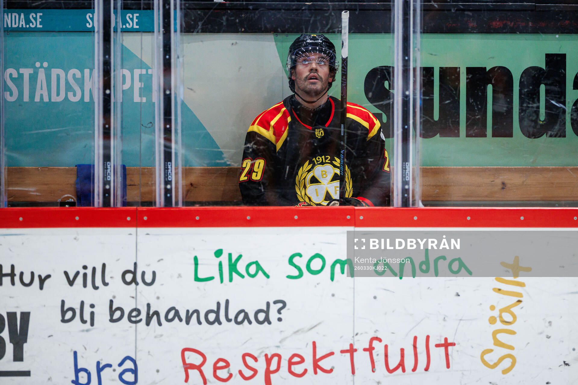 Brynäs Axel Andersson i utvisningsbåset
