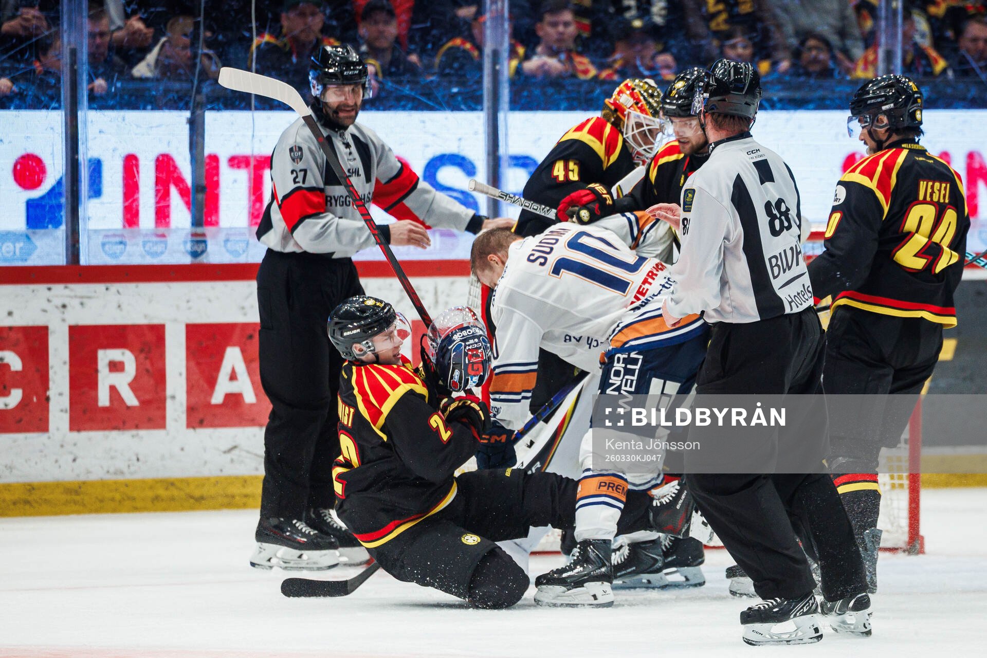 Brynäs Leo Sundqvist och Växjös Eemeli Suomi