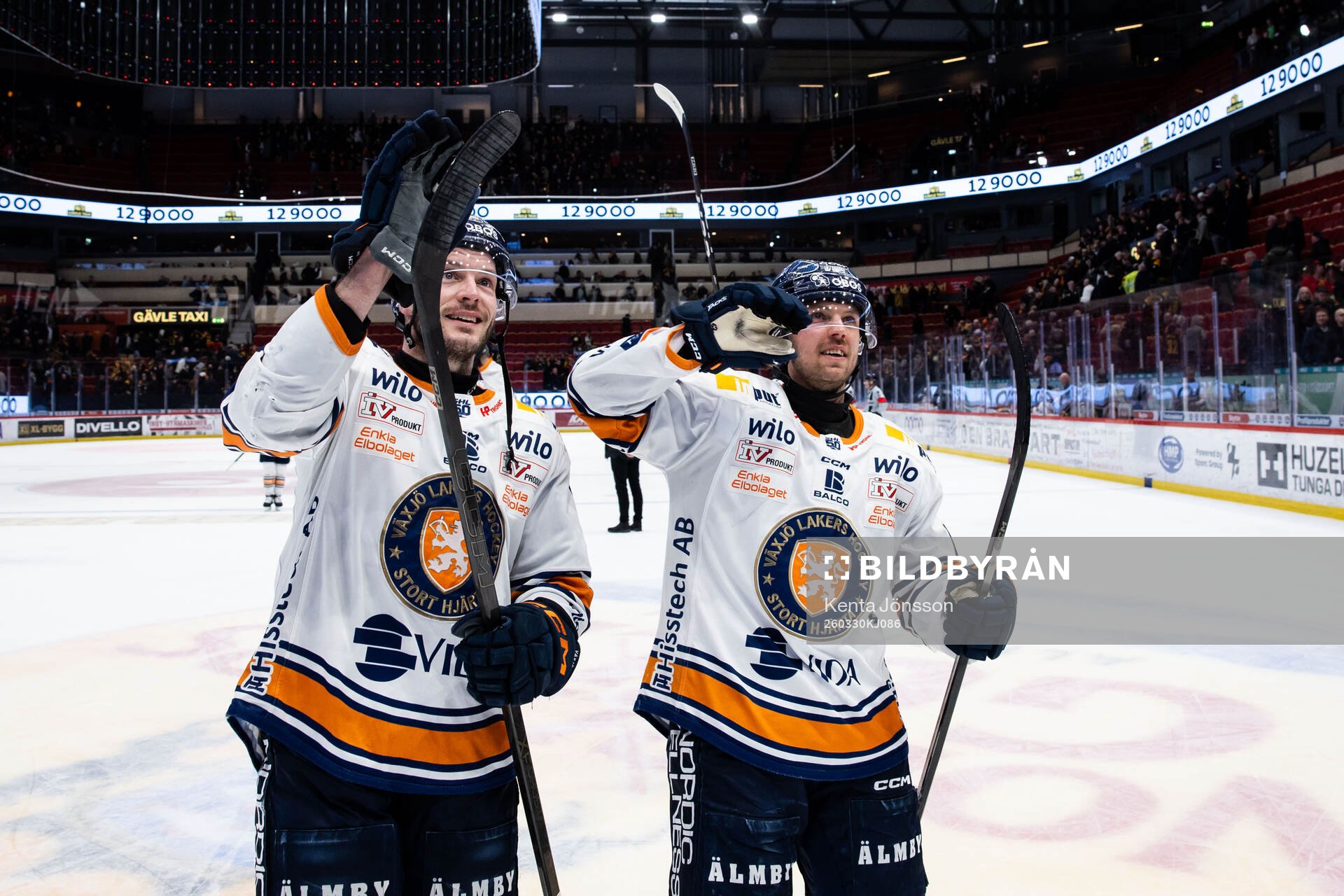Växjös Brogan Rafferty jublar