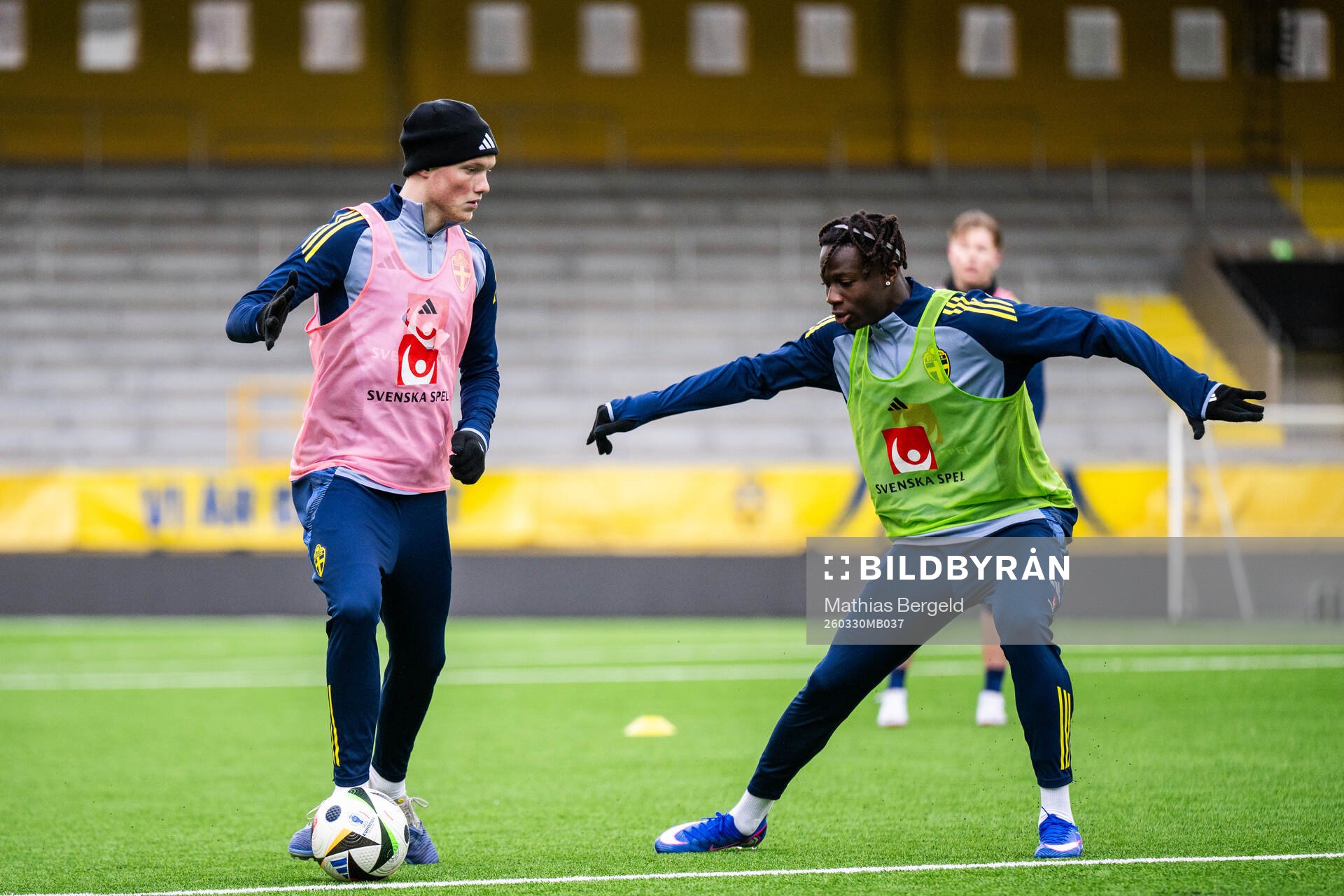 Marcus Rafferty and Alieu Njie of the Swedish under-21