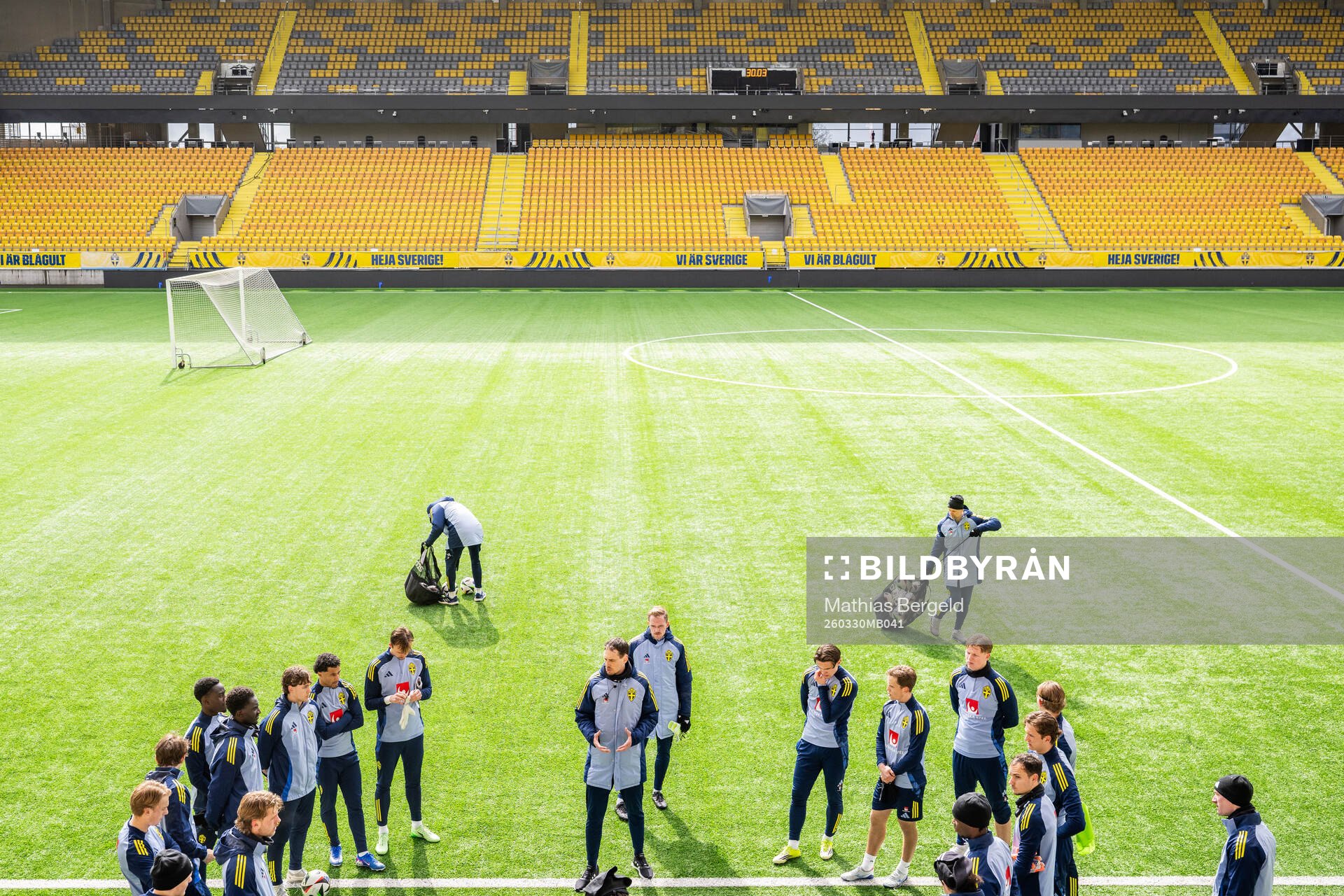 Head coach Daniel Bäckström of the Swedish under-21