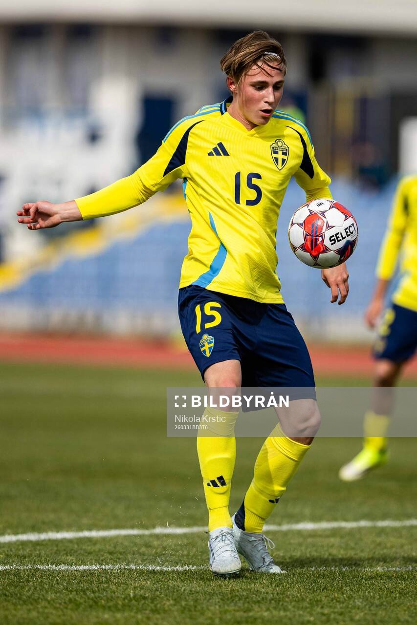 Hugo Lindskog of Sweden