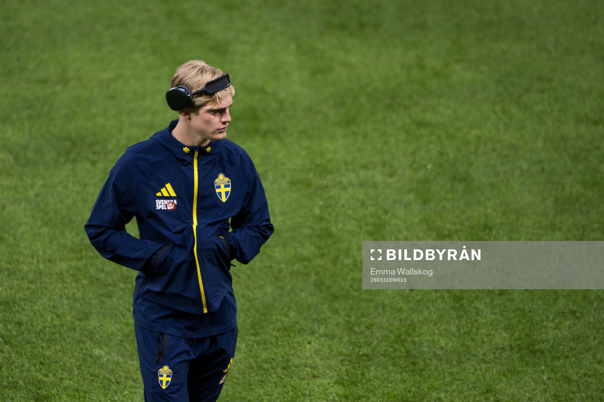 Lucas Bergvall of Sweden