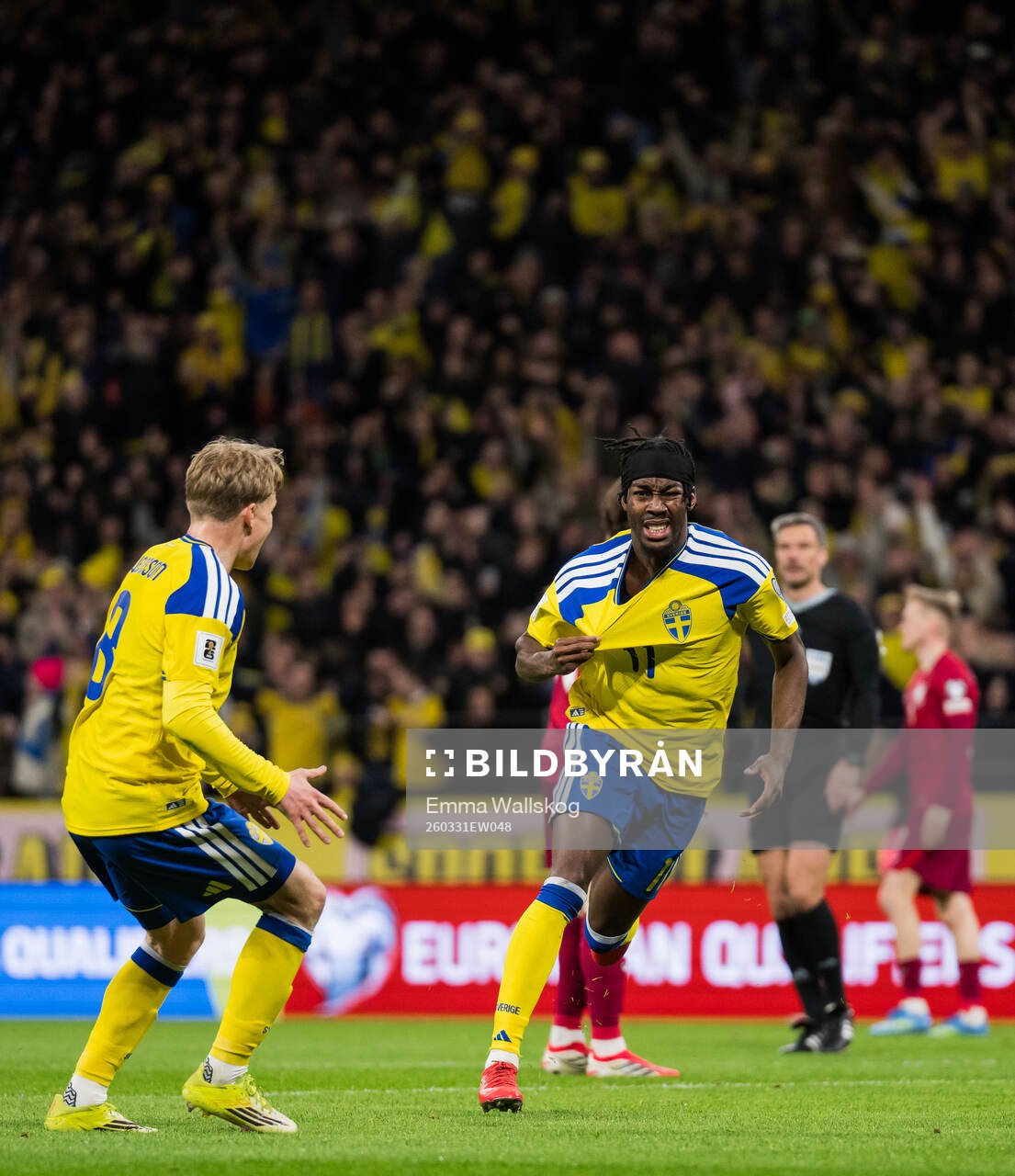 Anthony Elanga of Sweden celebrates the 1-0 goal