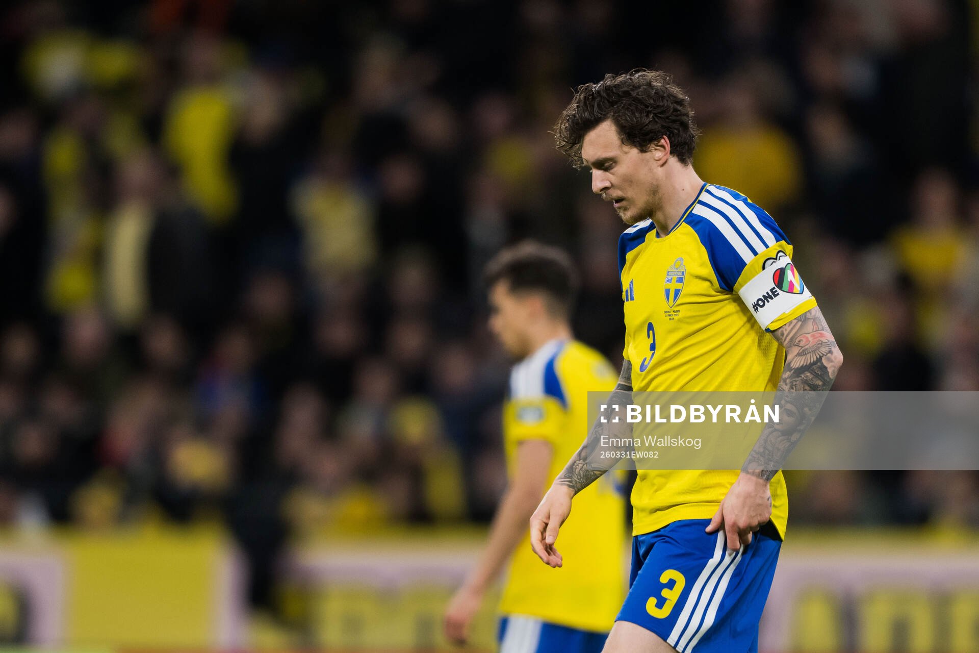 Victor Nilsson Lindelöf of Sweden looks dejected