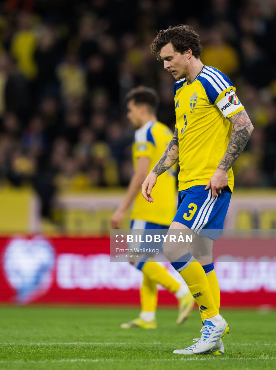 Victor Nilsson Lindelöf of Sweden looks dejected