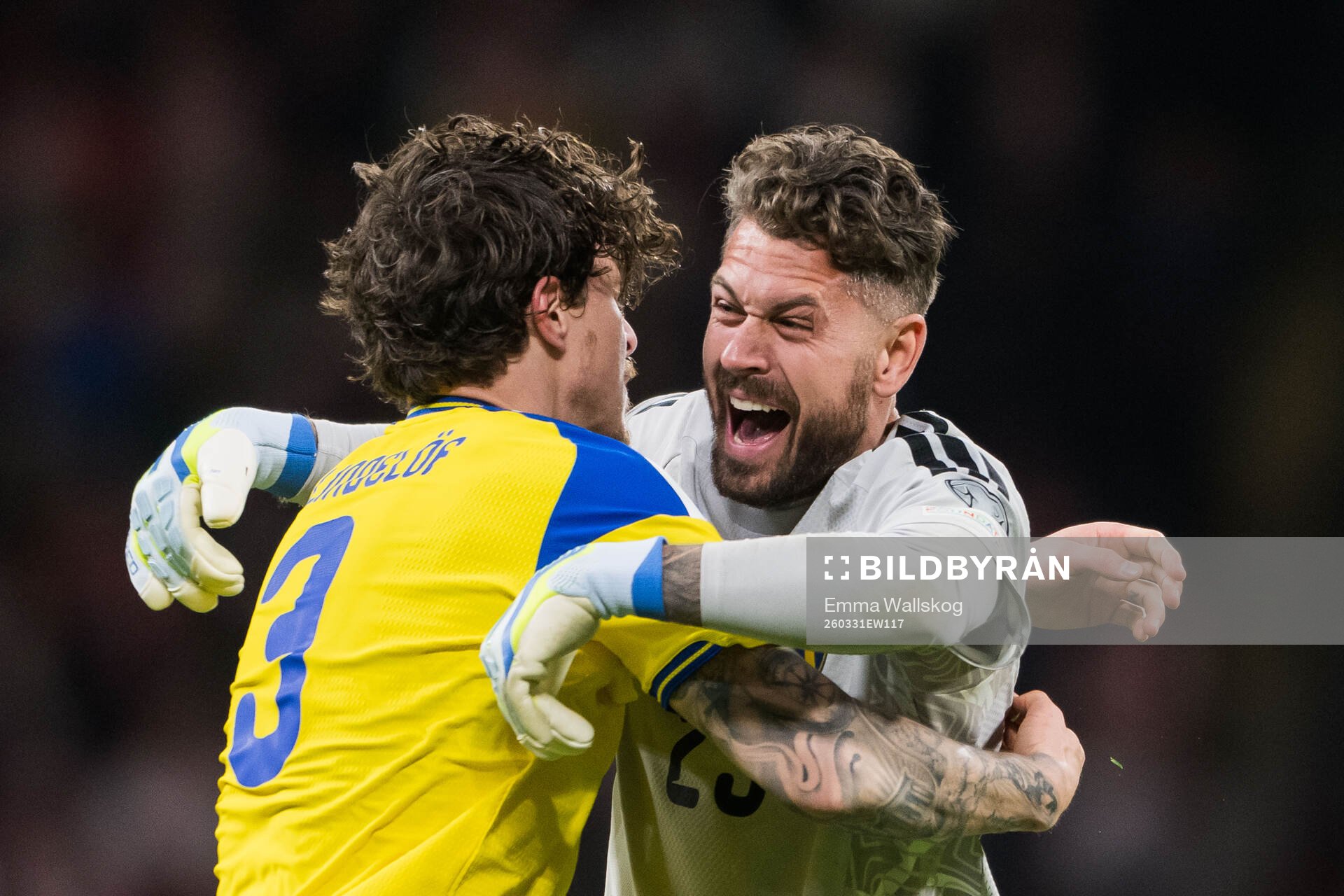 Victor Nilsson Lindelöf and goalkeeper Kristoffer