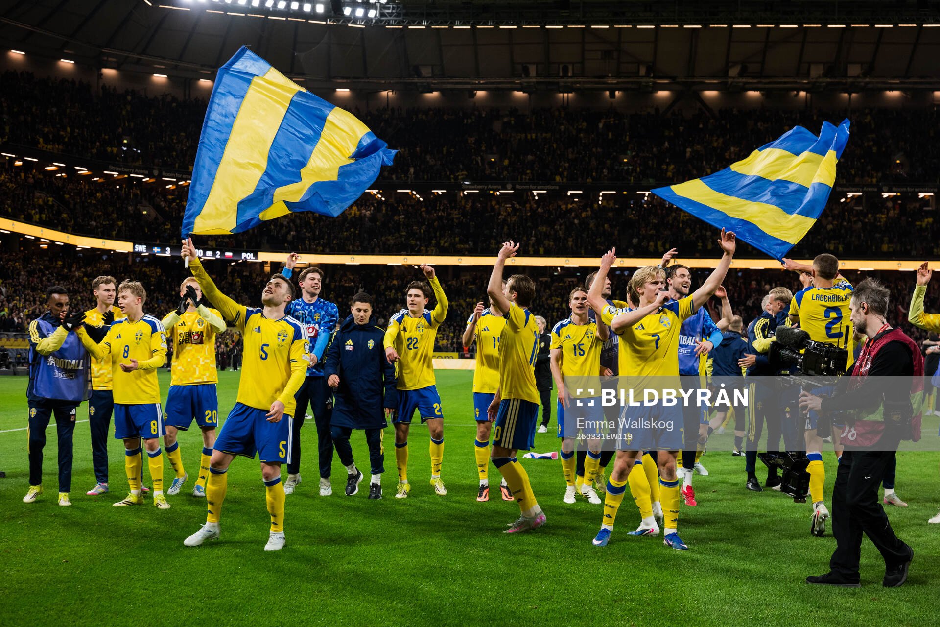 Players of Sweden celebrate