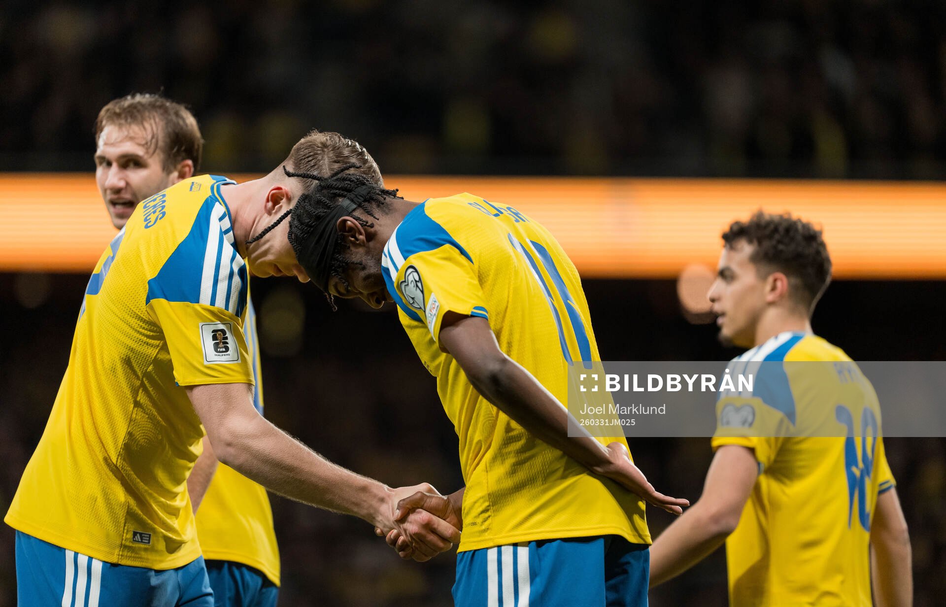 Viktor Gyökeres and Anthony Elanga of Sweden celebrate