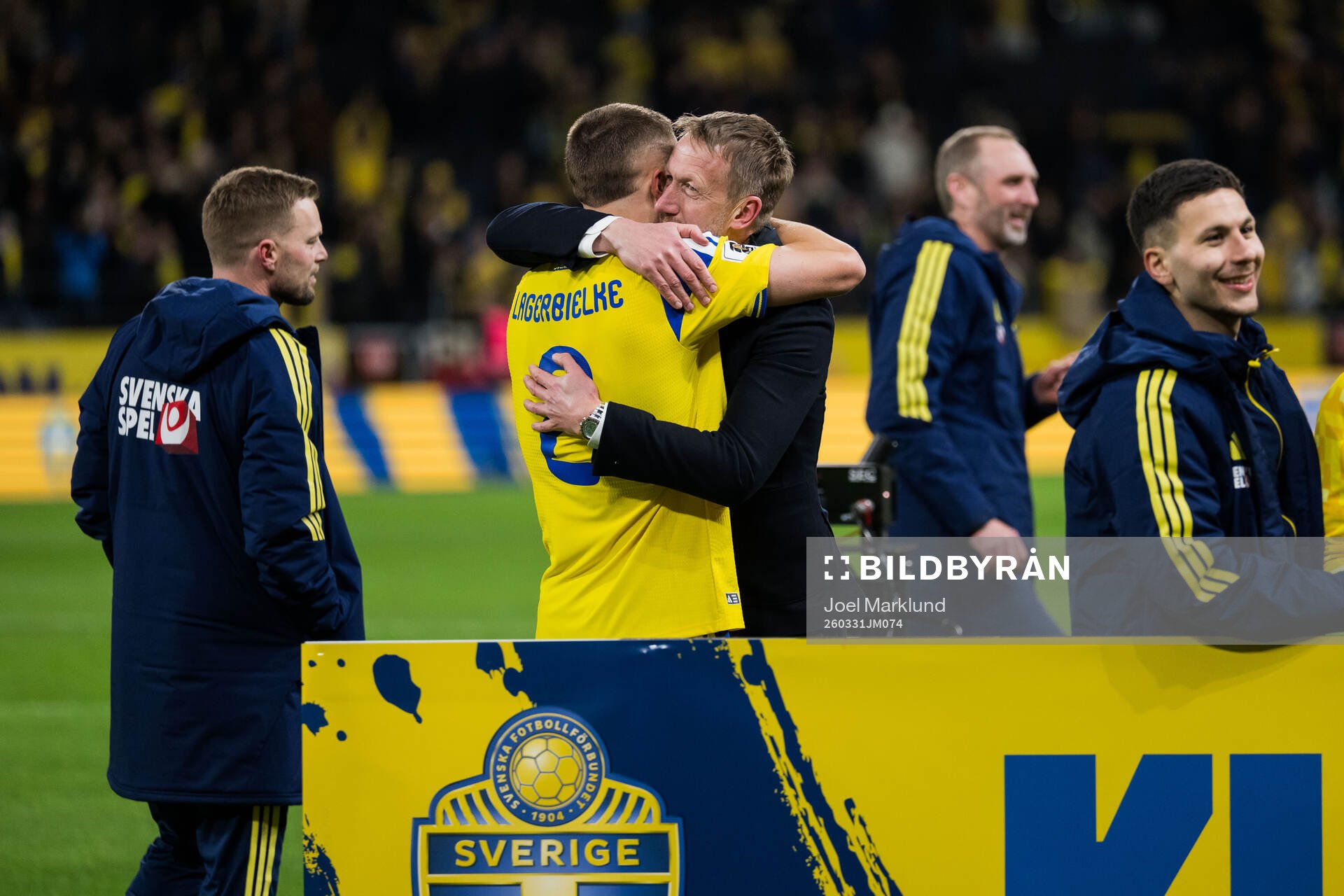 Gustaf Lagerbielke and head coach Graham Potter of Sweden