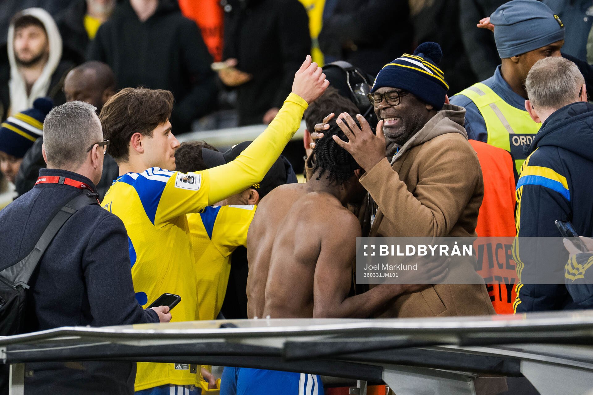Anthony Elanga of Sweden celebrates