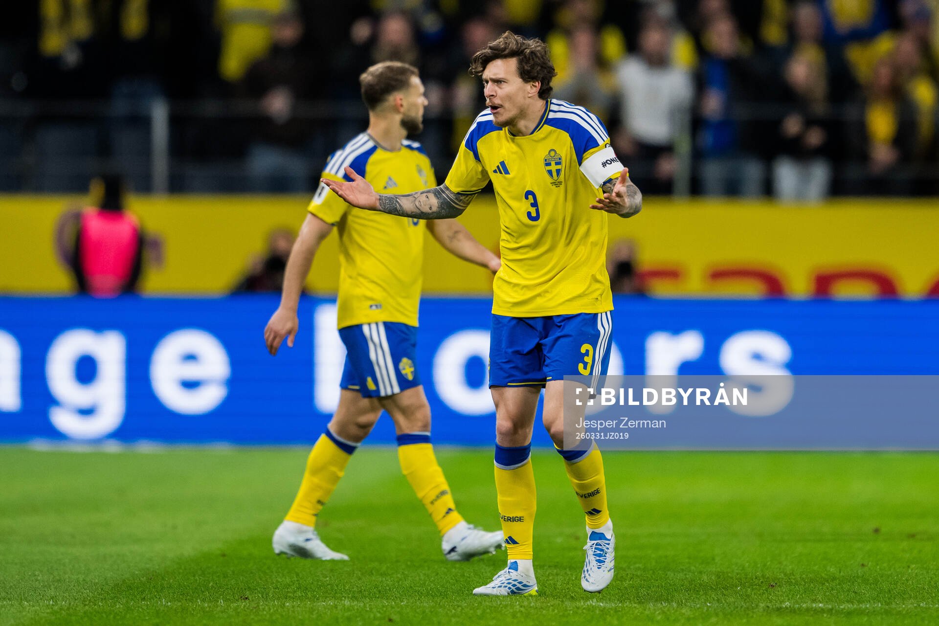 Victor Nilsson Lindelöf of Sweden reacts