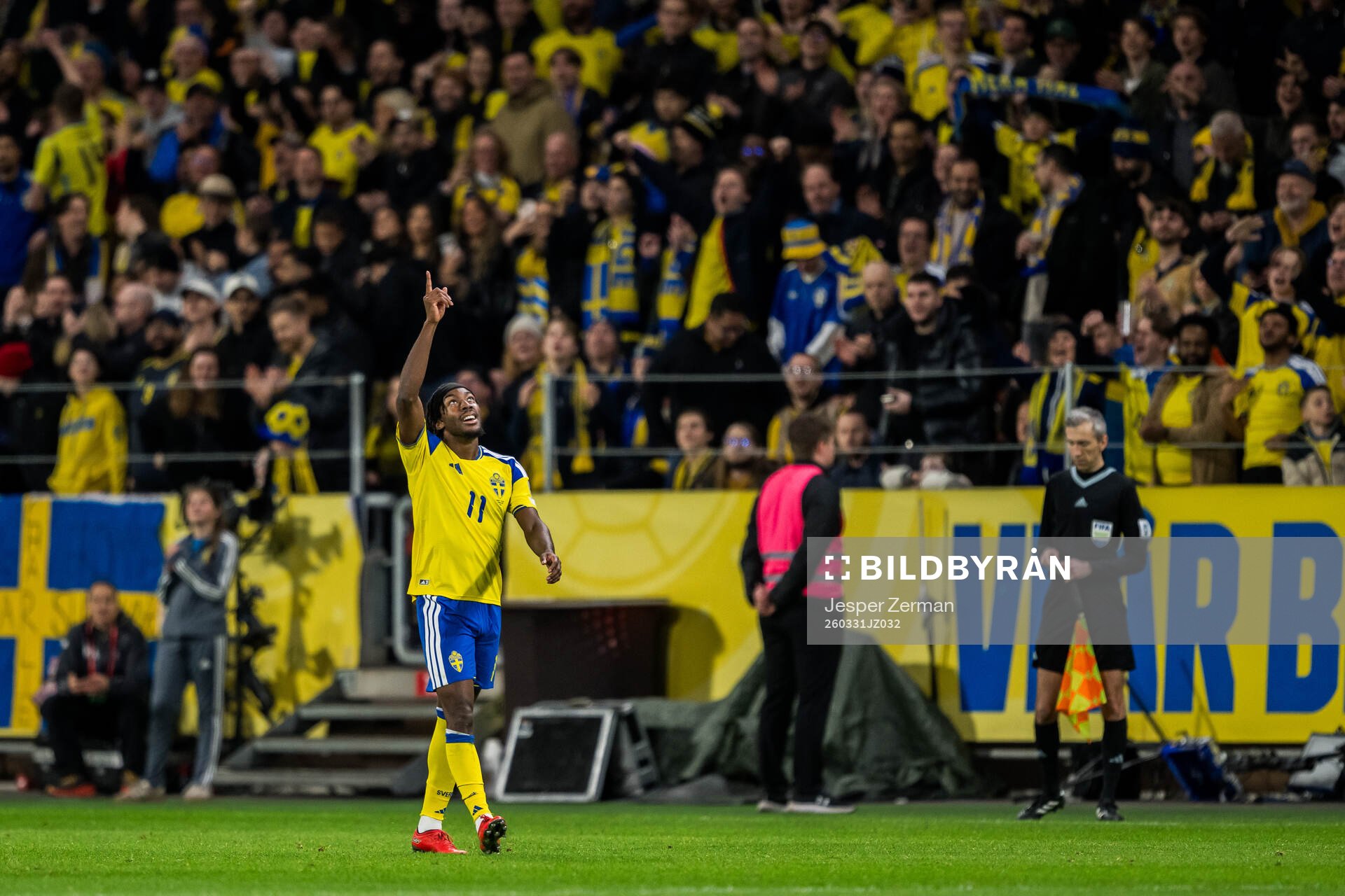 Anthony Elanga of Sweden celebrates