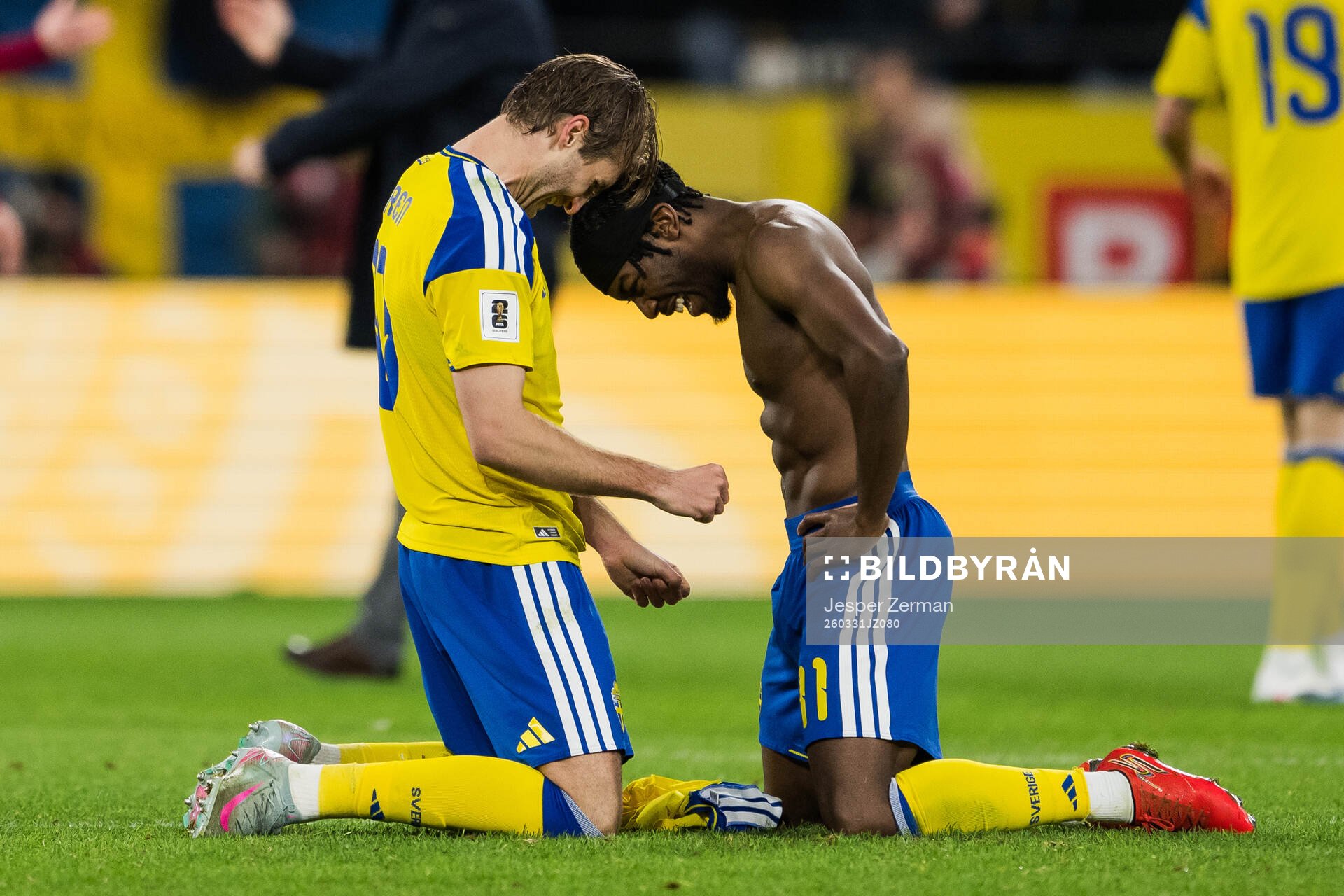 Benjamin Nygren and Anthony Elanga of Sweden celebrate