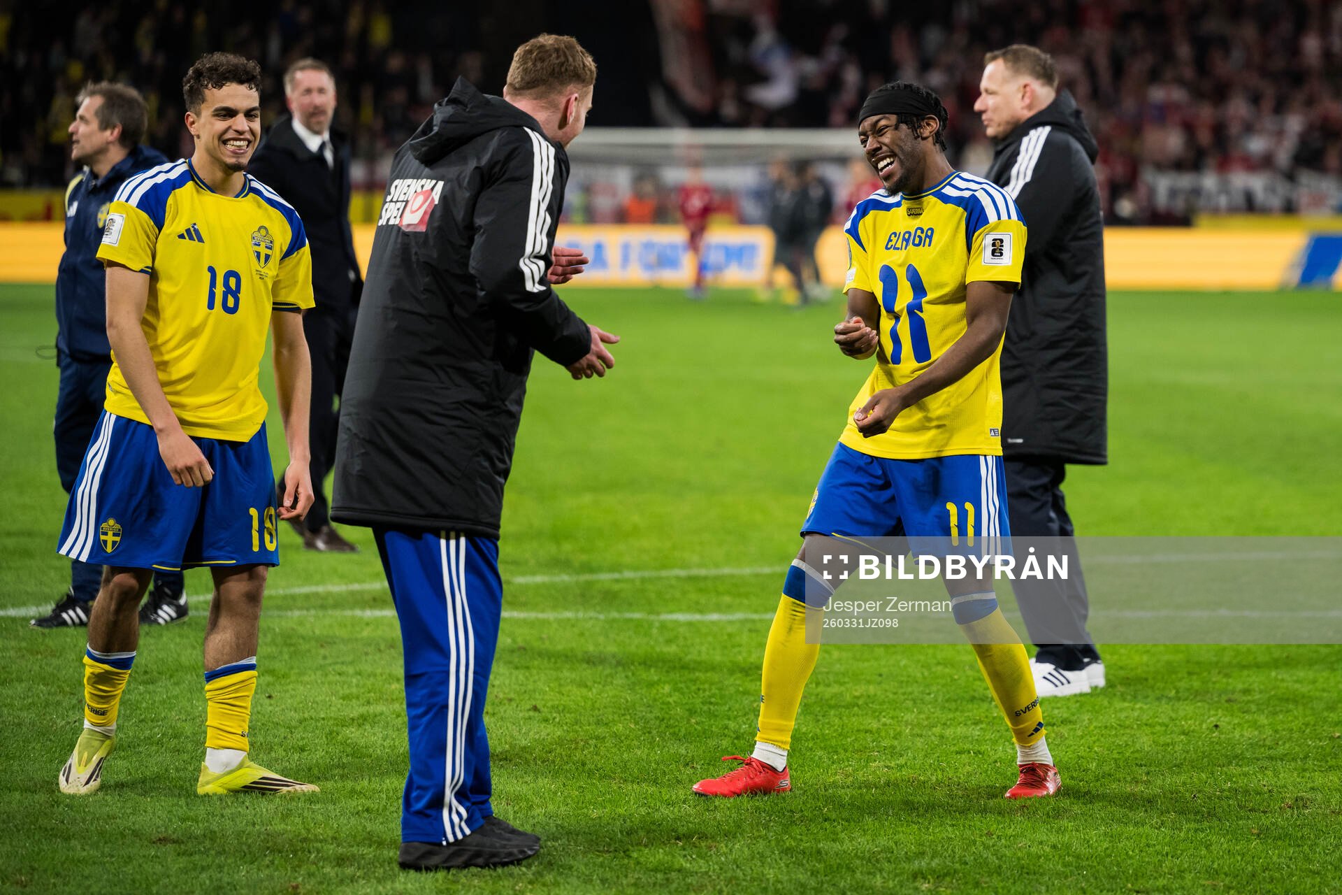 Yasin Ayari, Dejan Kulusevski and Anthony Elanga of Sweden