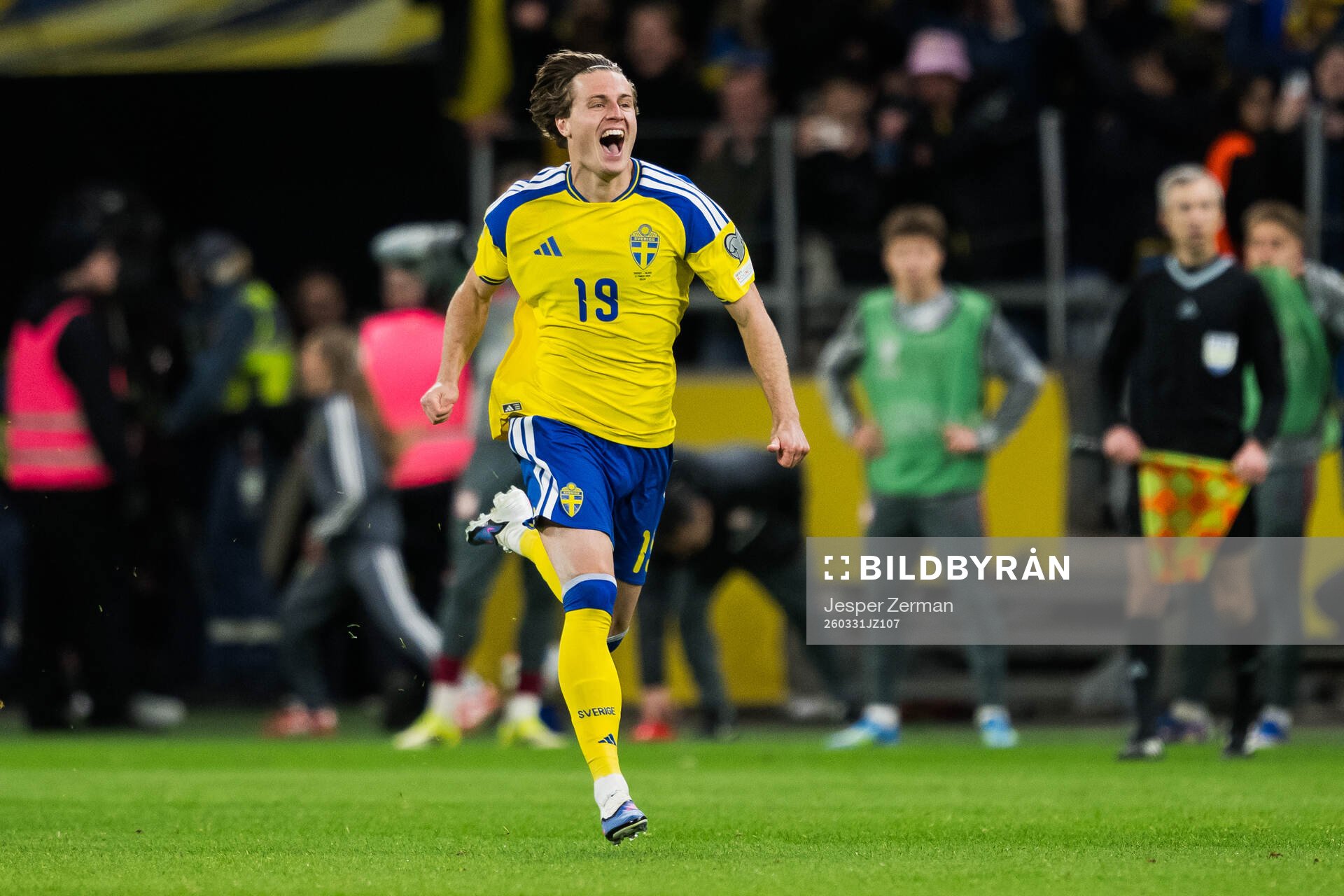 Mattias Svanberg of Sweden celebrates