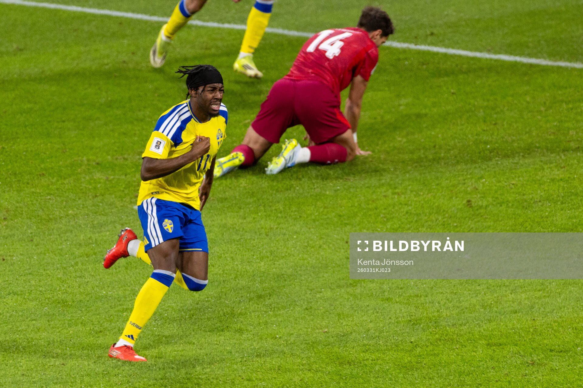 Anthony Elanga of Sweden celebrates