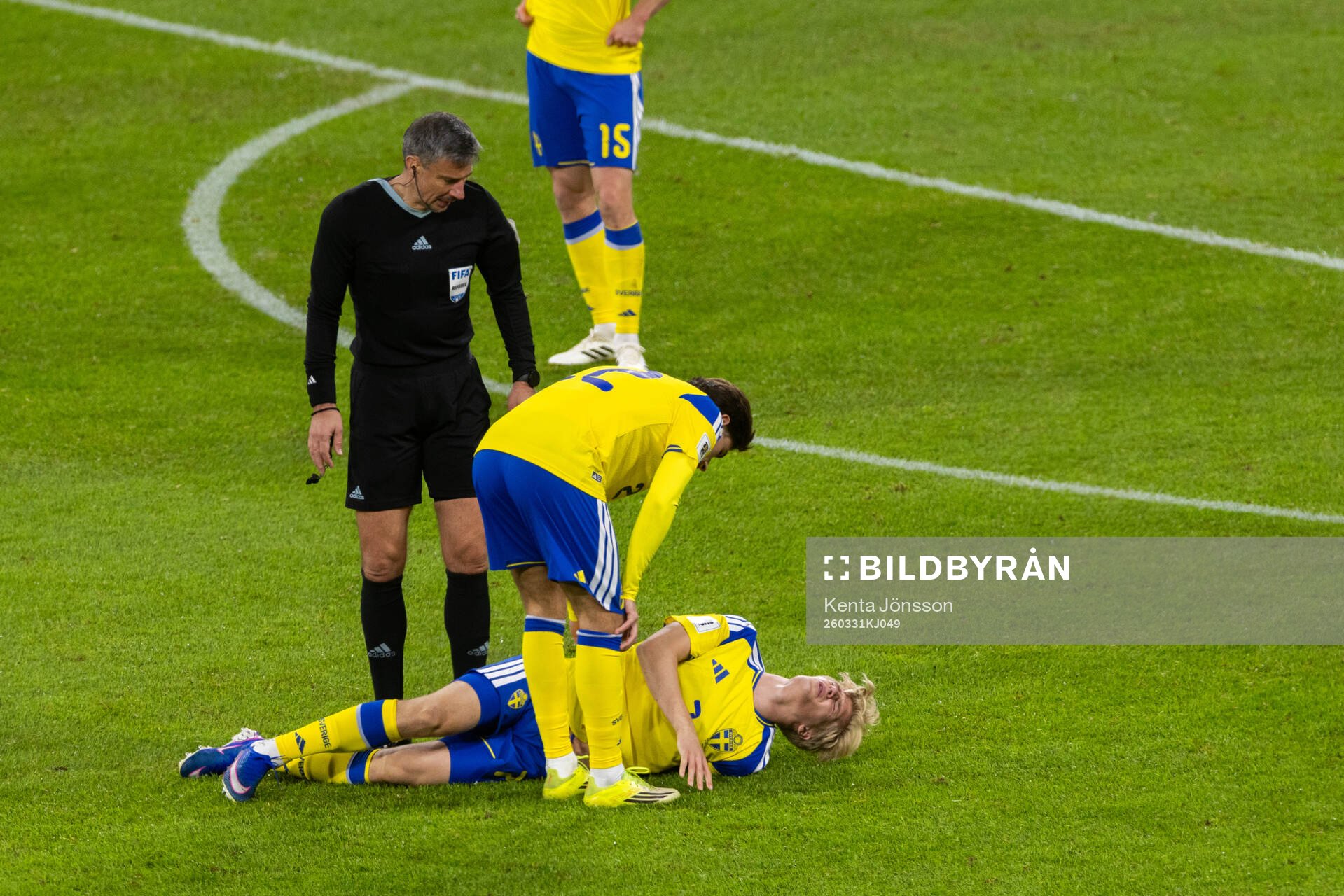 Lucas Bergvall of Sweden