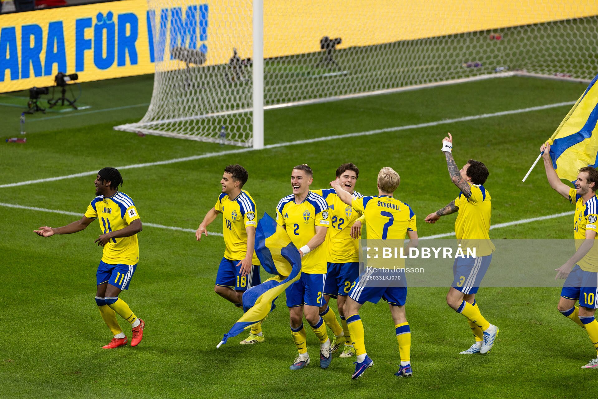 Players of Sweden celebrate