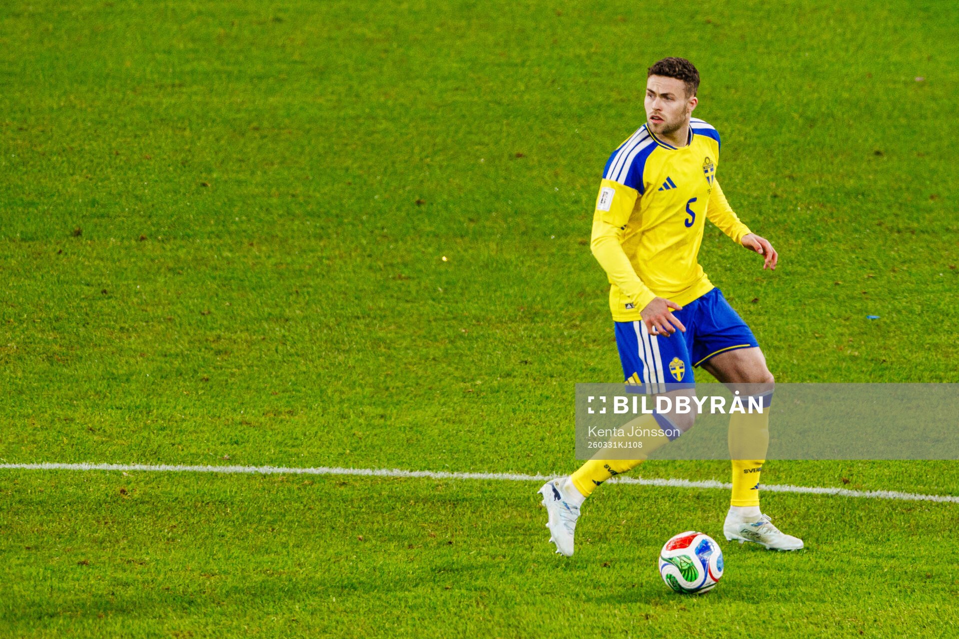 Gabriel Gudmundsson of Sweden