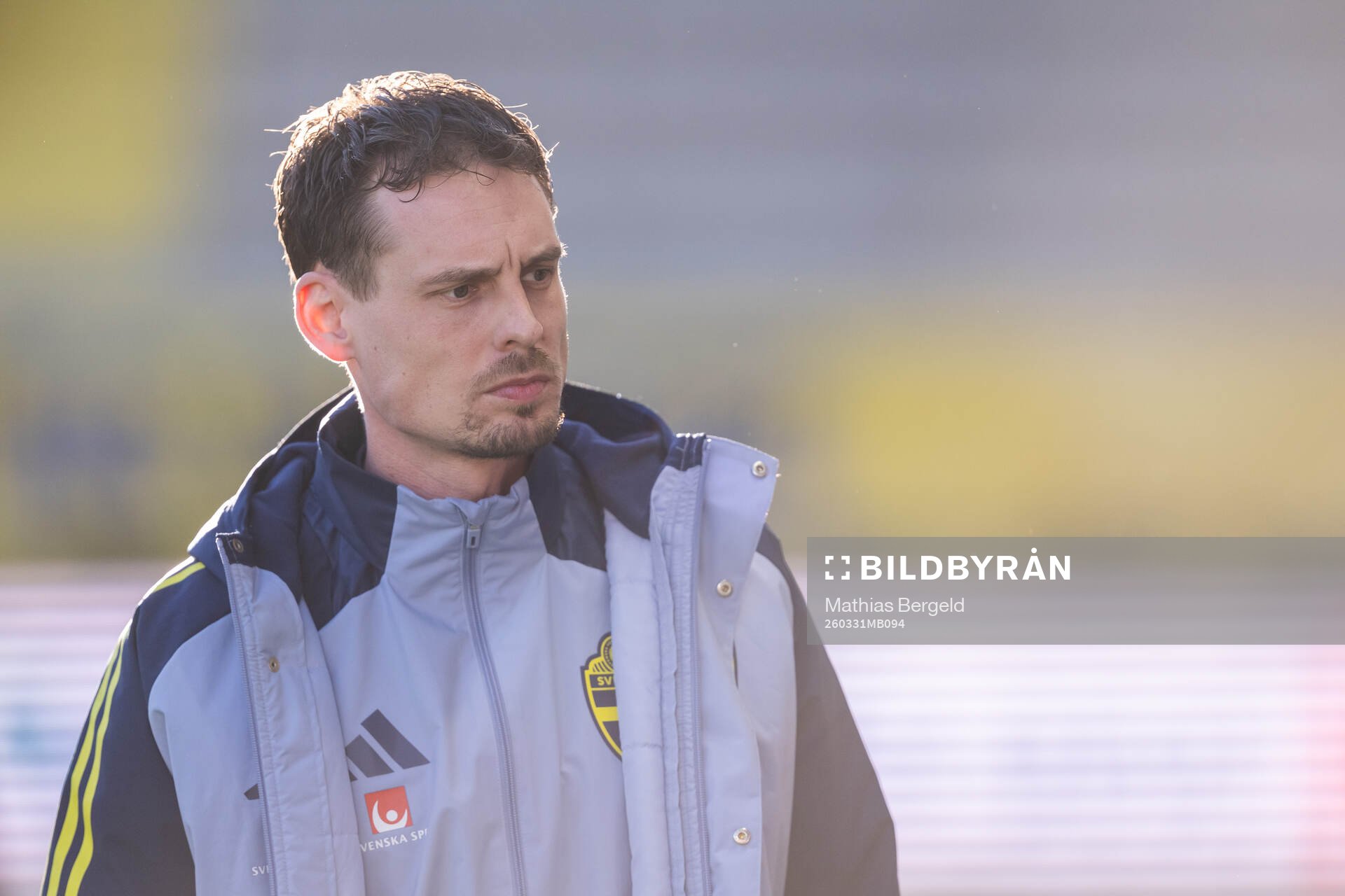 Head coach Daniel Bäckström of Sweden