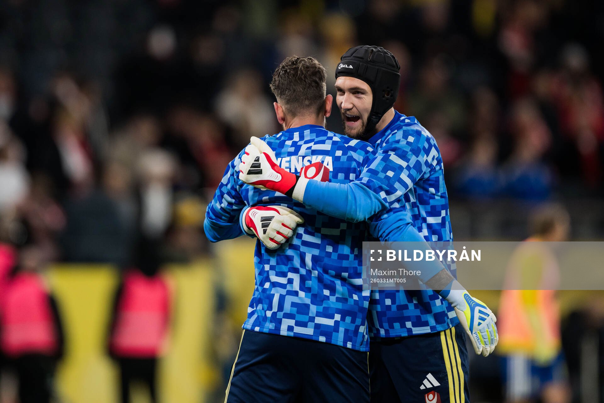 Goalkeeper Kristoffer Nordfeldt and goalkeeper Noel