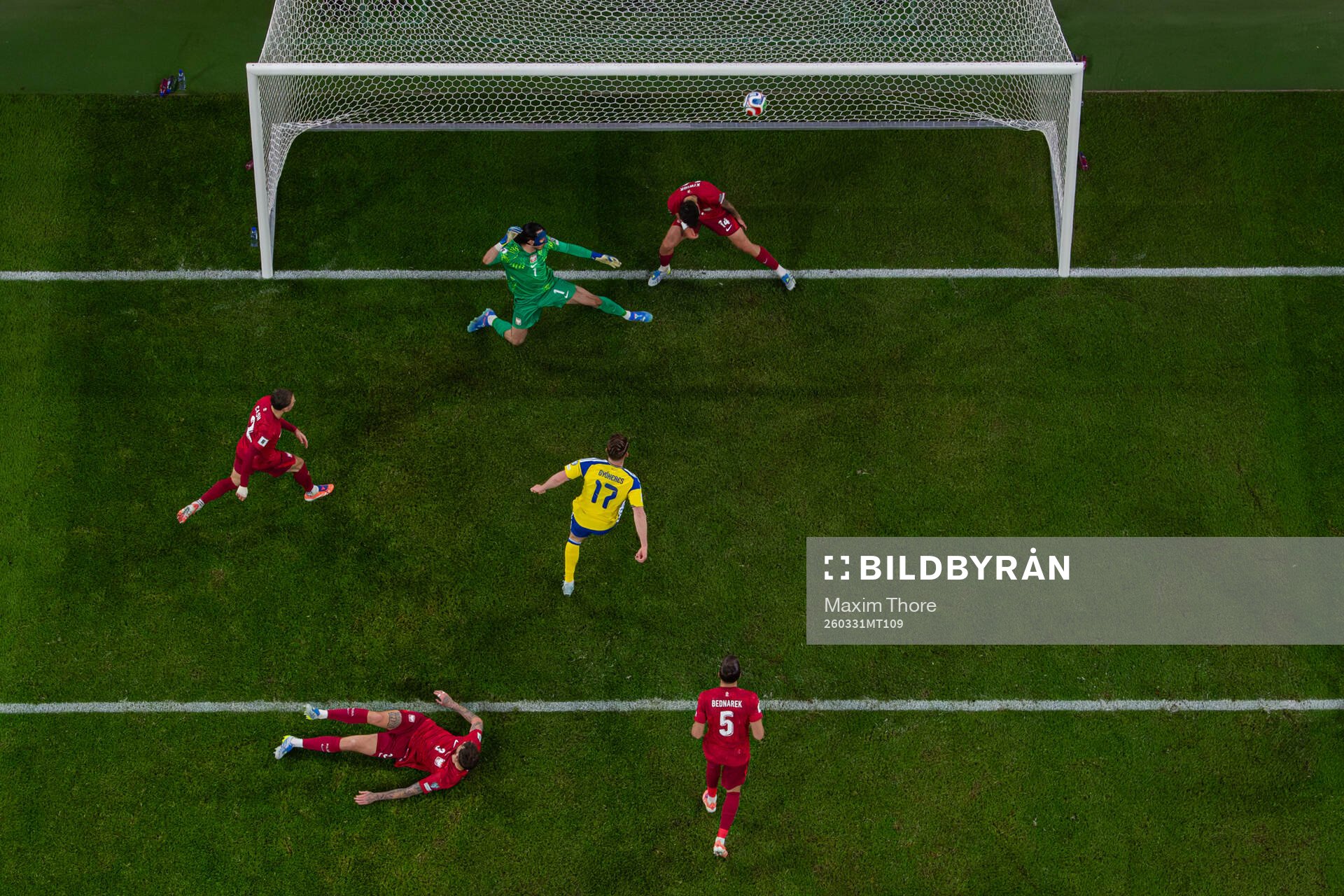 Viktor Gyökeres of Sweden scores the 3-2 goal behind