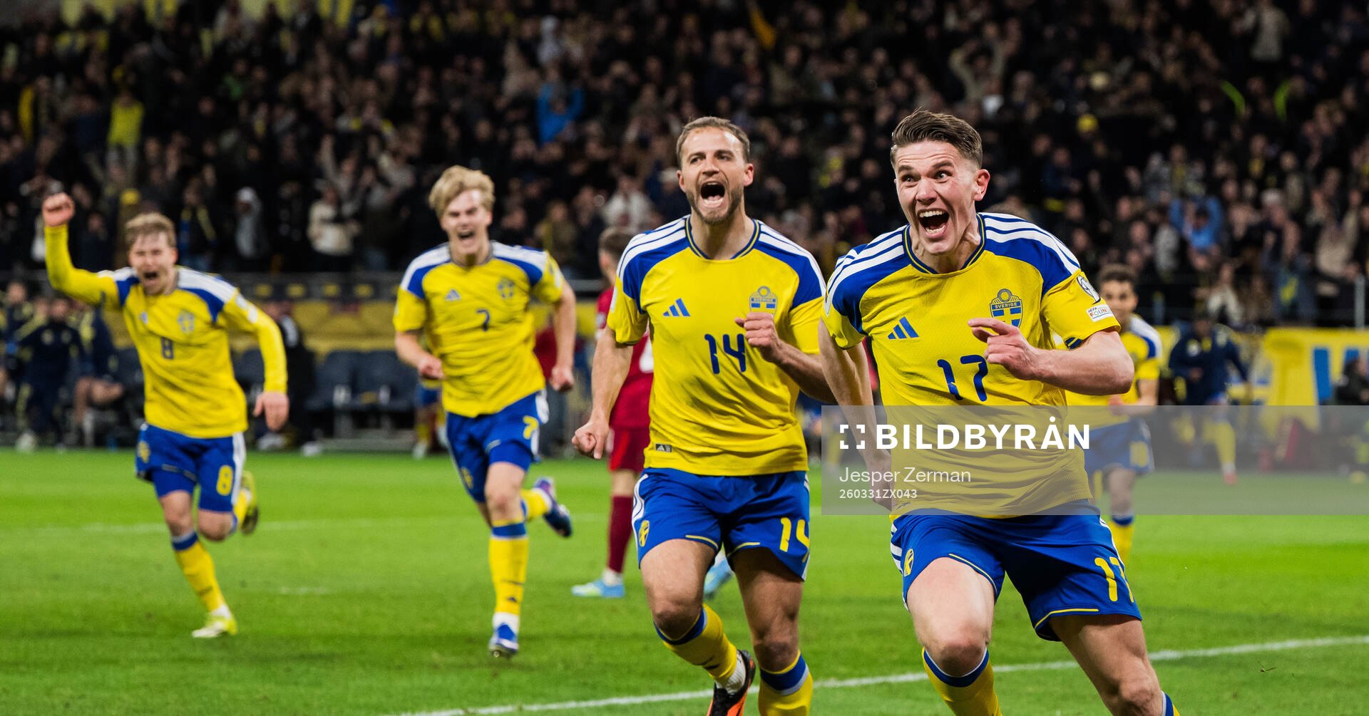 Viktor Gyökeres celebrates