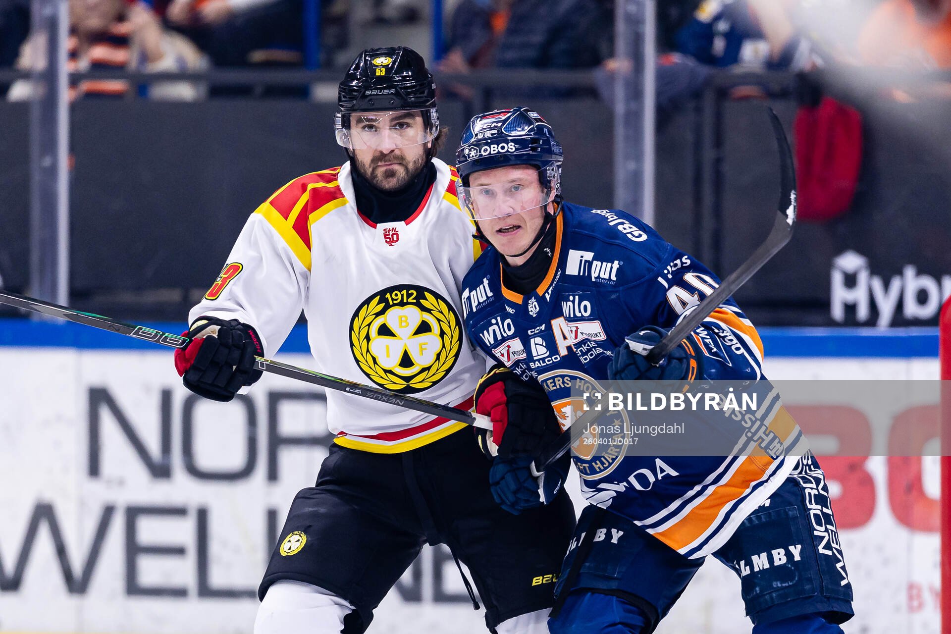 Brynäs Luke Witkowski och Växjös Dennis Rasmussen