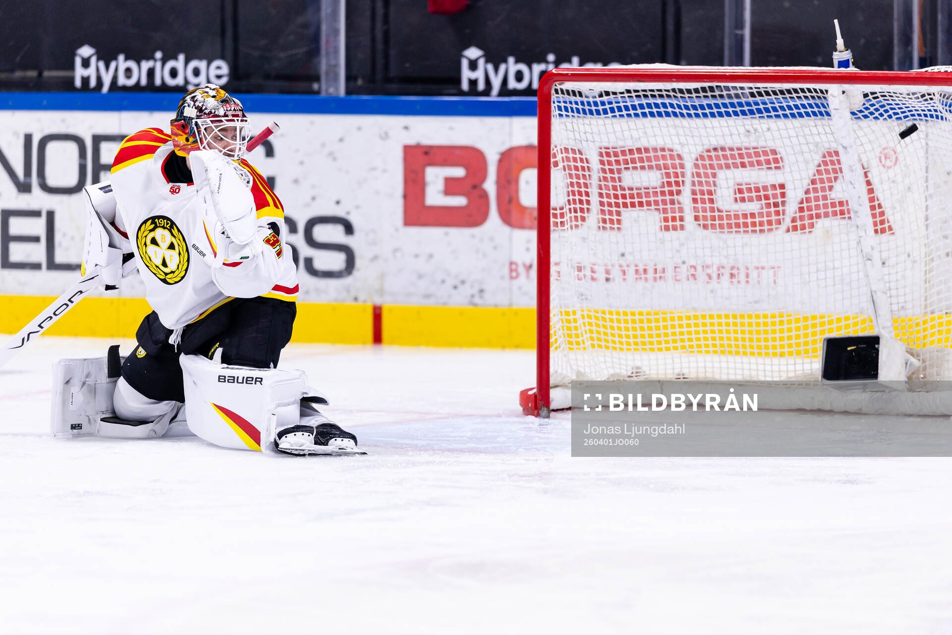 Brynäs målvakt Erik Källgren när Växjös Hugo