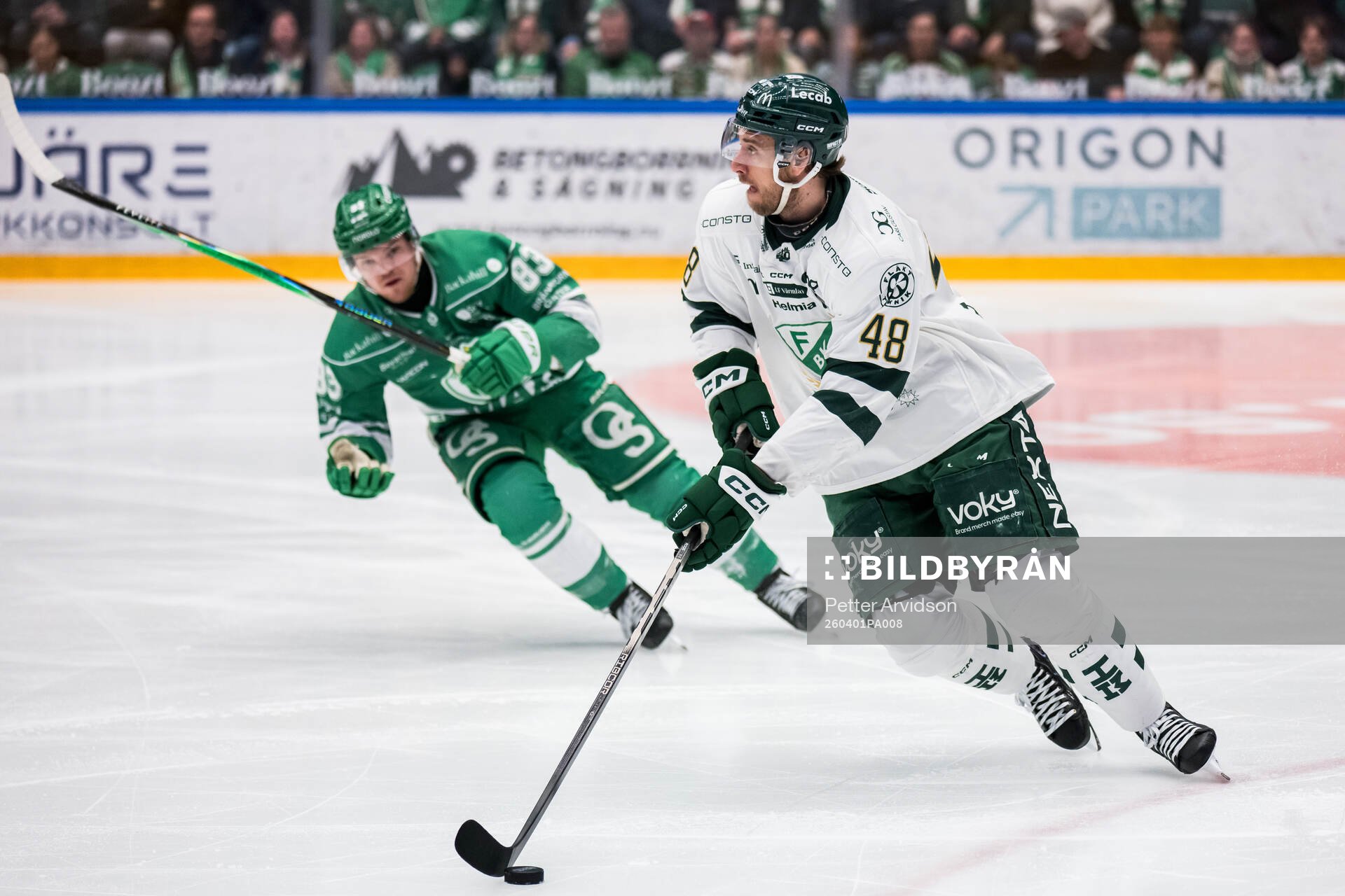 Rögles Karson Kuhlman och Färjestads Filip Roos