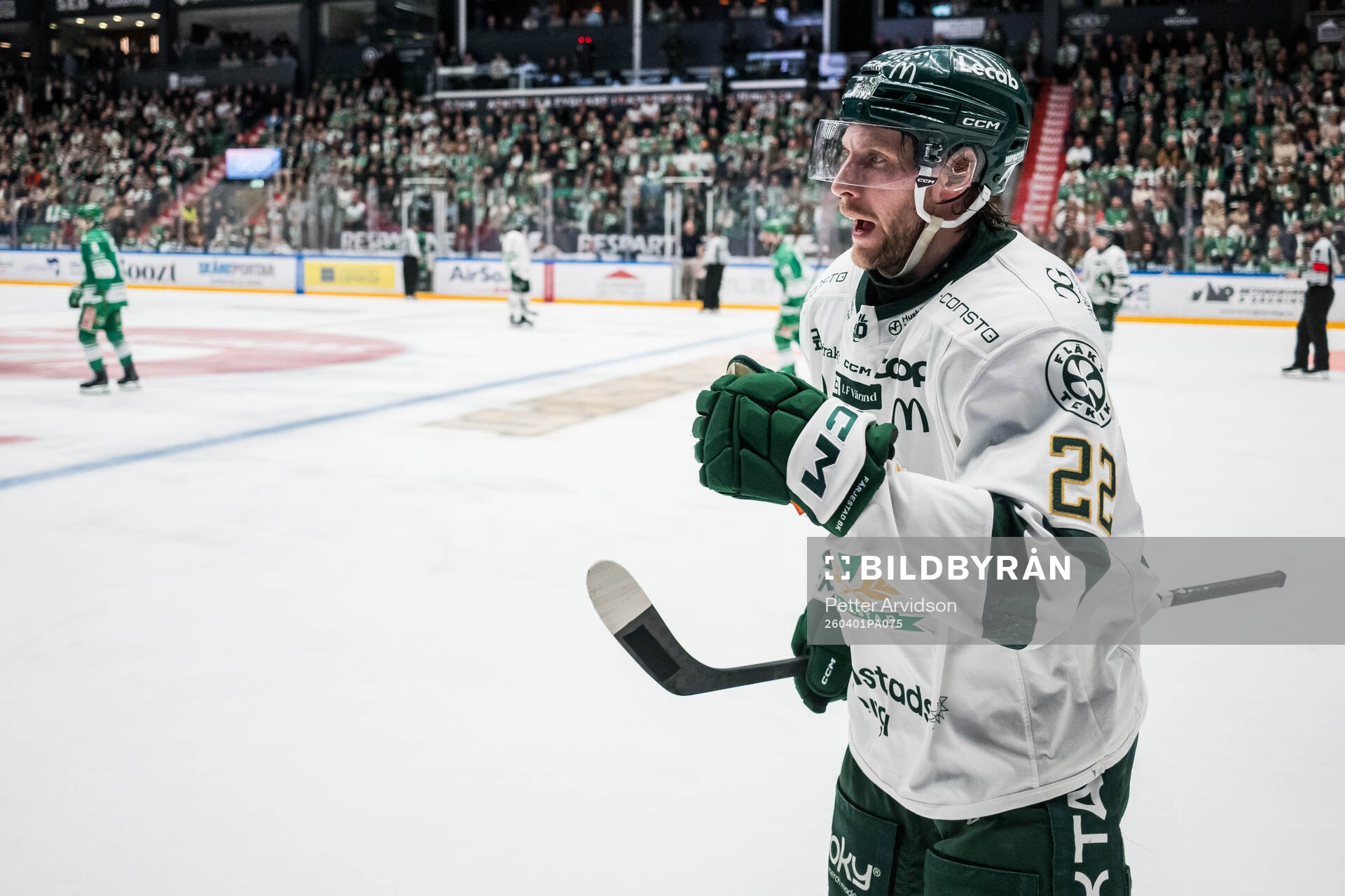 Färjestads Per Åslund jublar