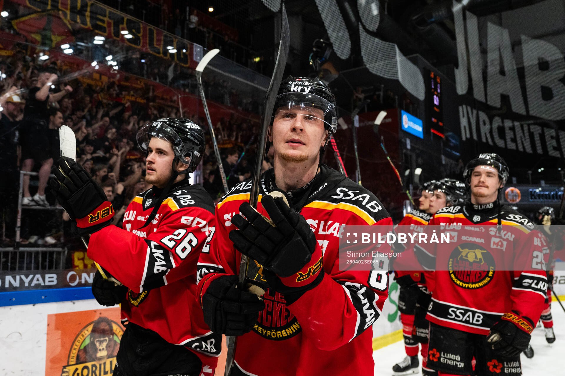 Luleås Oliwer Sjöström och Otto Leskinen jublar