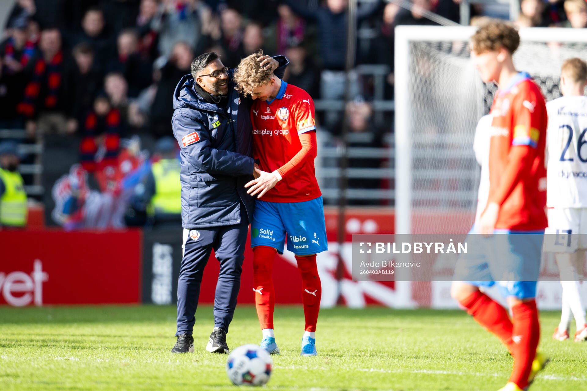 Helsingborgs Alexander Johansson och assisterande tränare