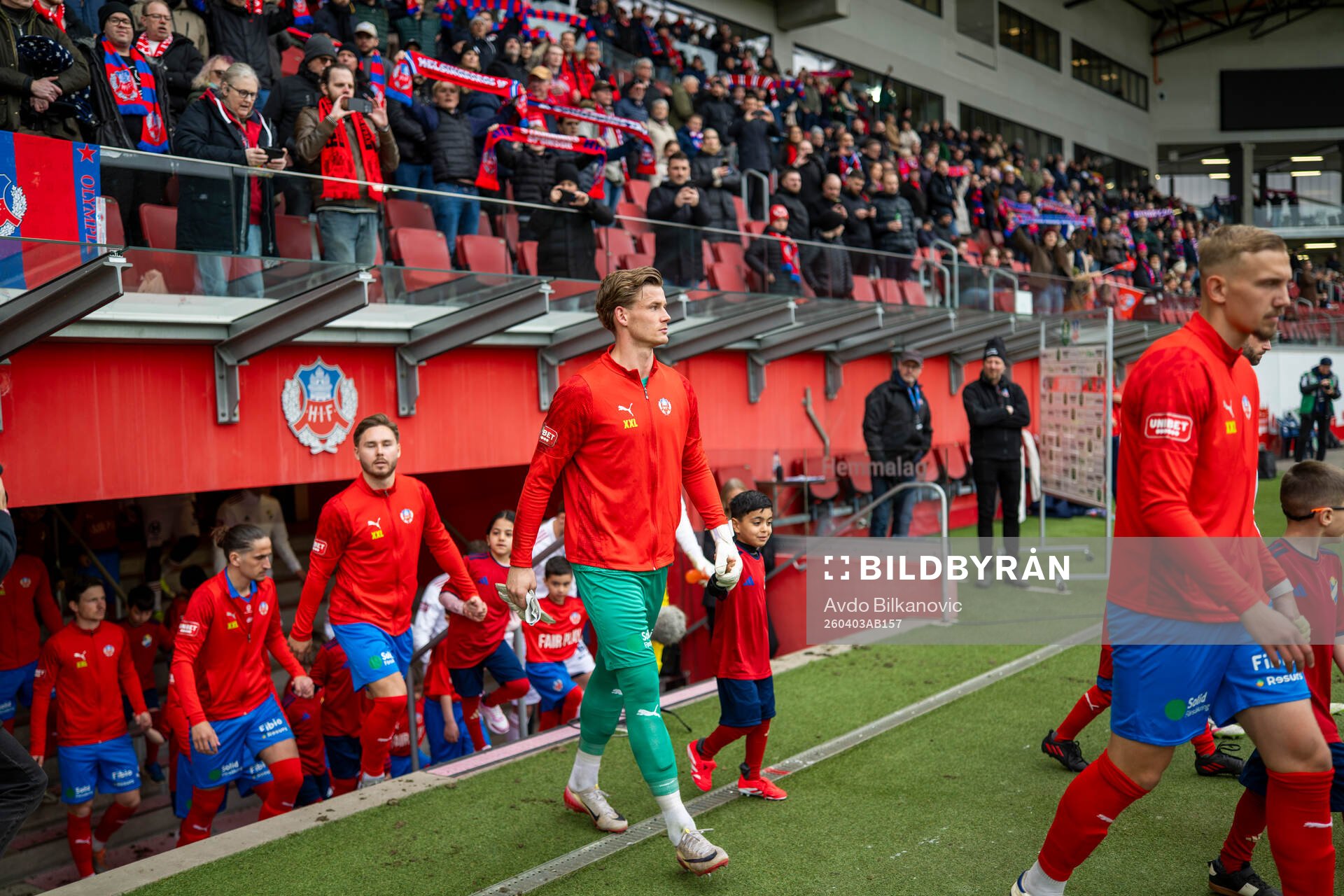 Helsingborgs spelare gör entré
