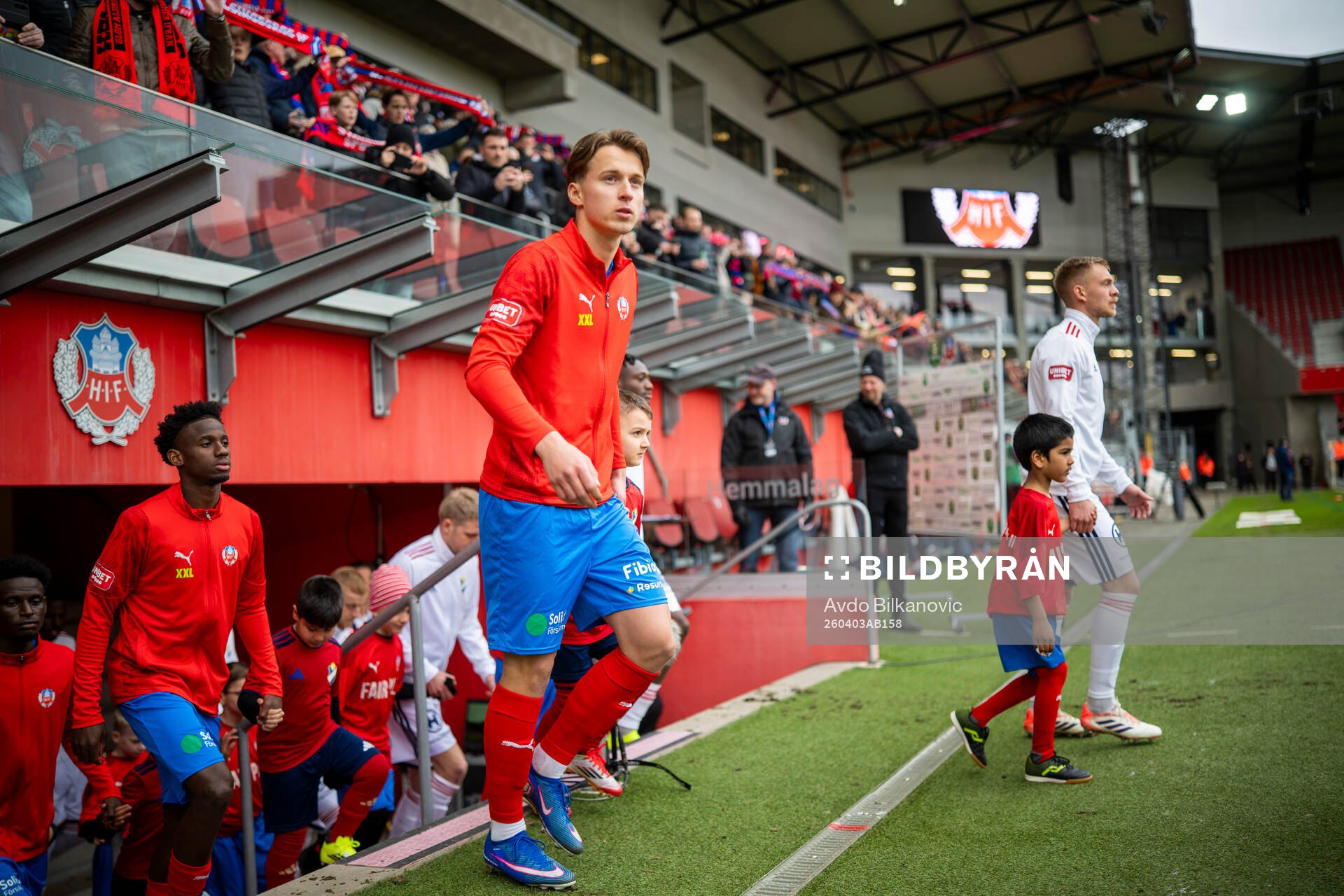 Helsingborgs spelare gör entré