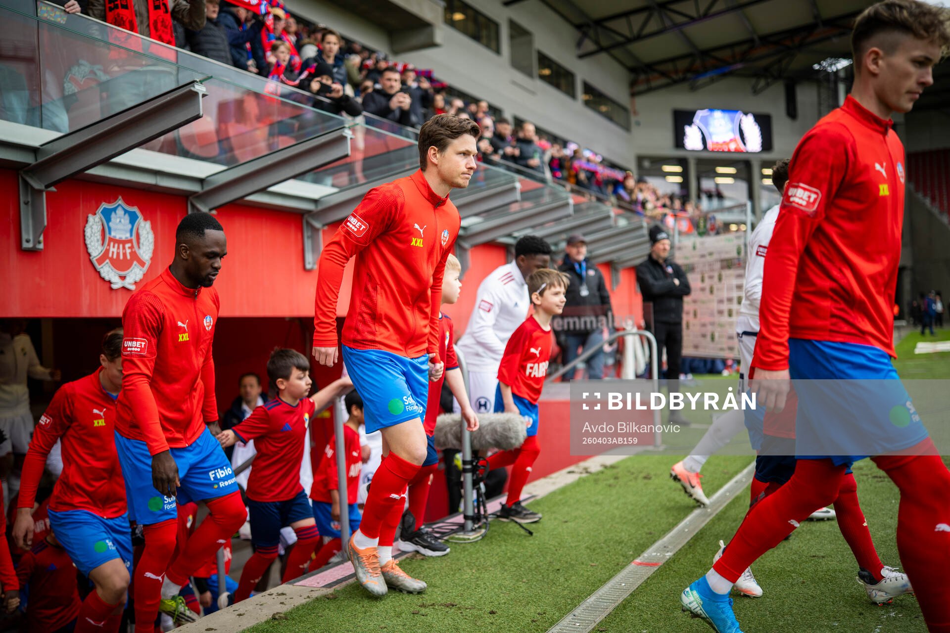 Helsingborgs spelare gör entré