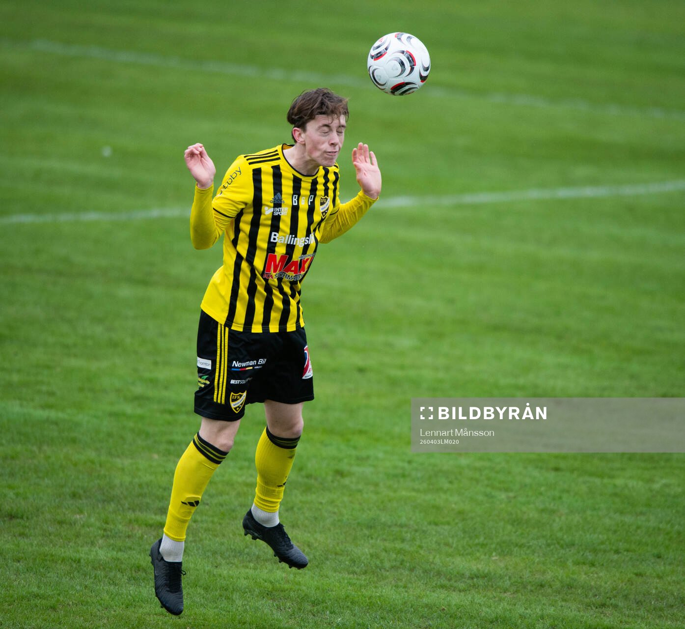 IFK Hässleholms Gustav Persson i matchen i division 3