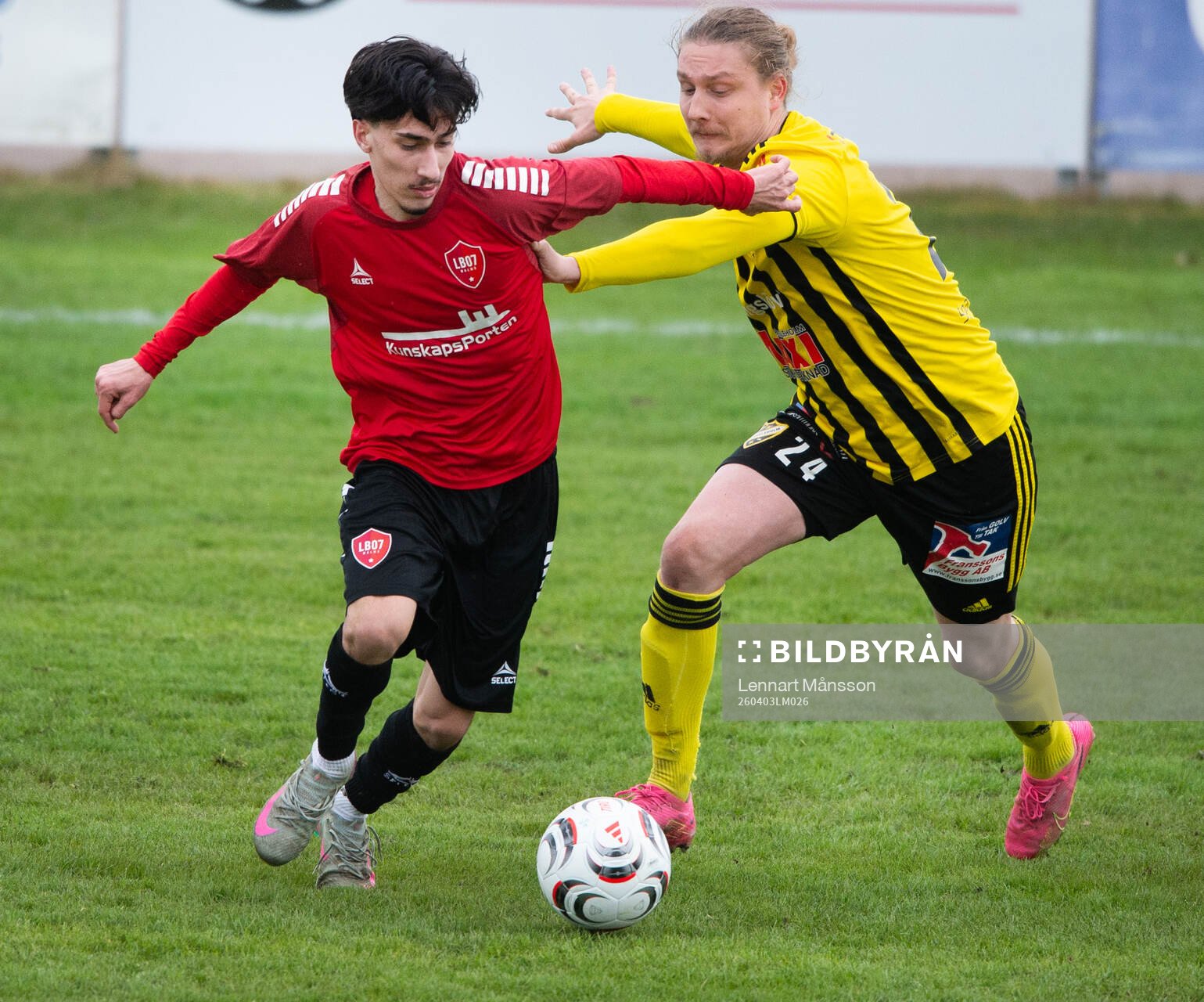 IFK Hässleholms Lucas Johnsson i matchen i division 3