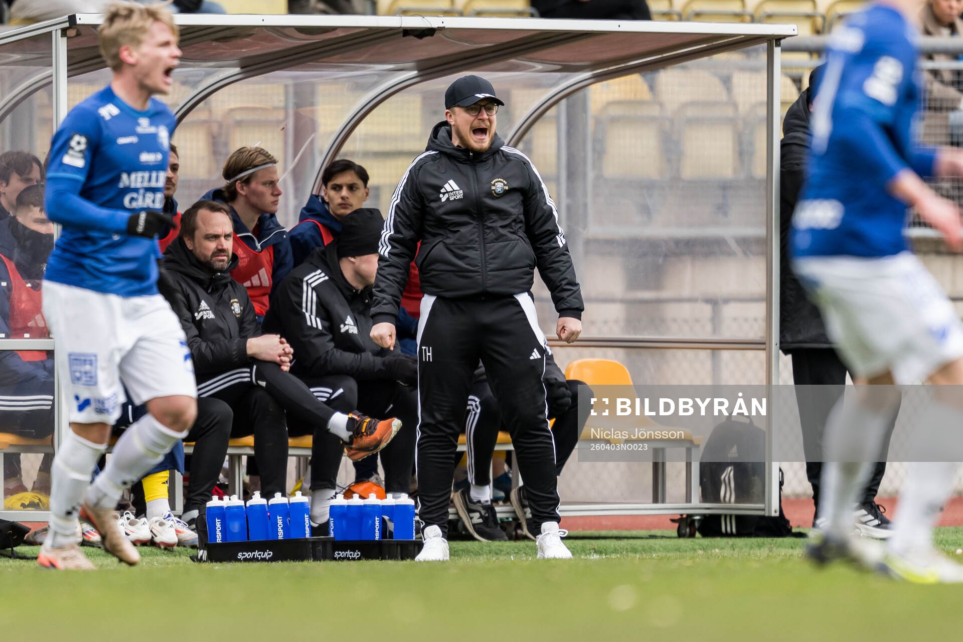 Ängelholms tränare Tim Hallén