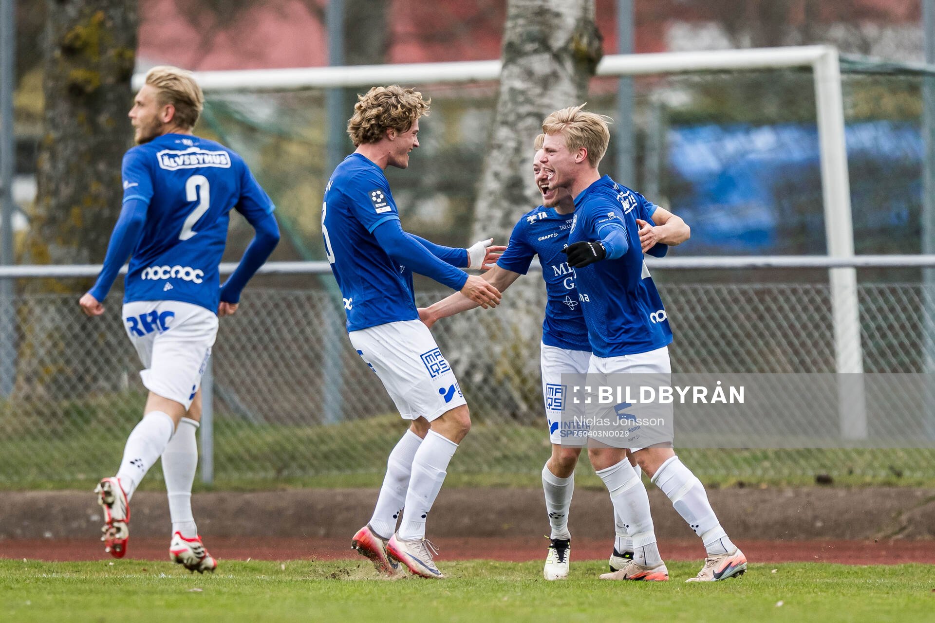 Trelleborgs Oskar Ruuska och Oskar Gabrielsson jublar