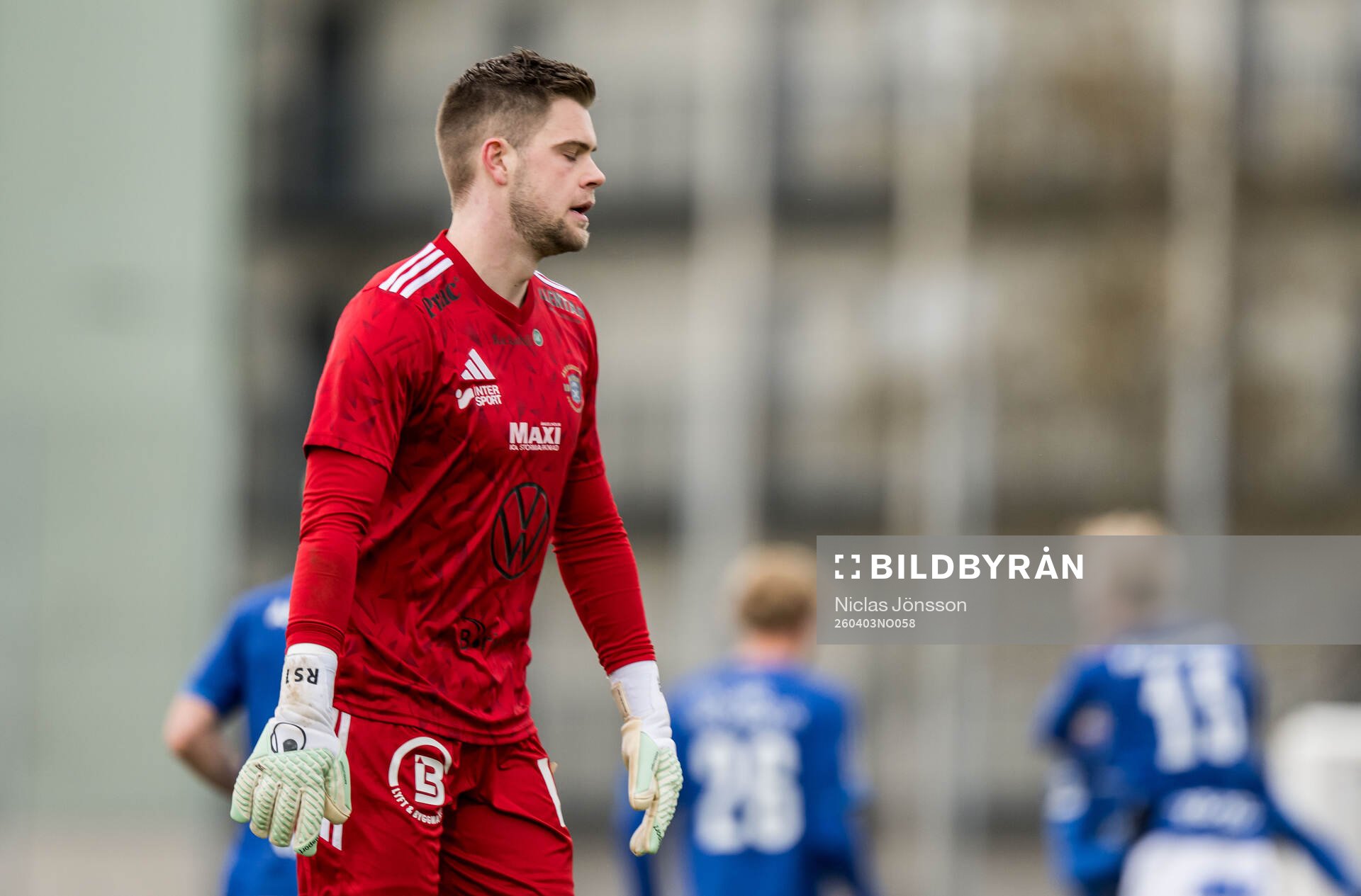 Ängelholms målvakt Robin Streifert deppar