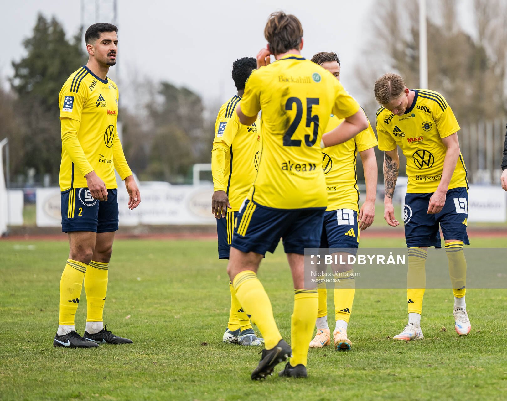 Ängelholms Mohammad Ahmadi och Eric Vedholm deppar