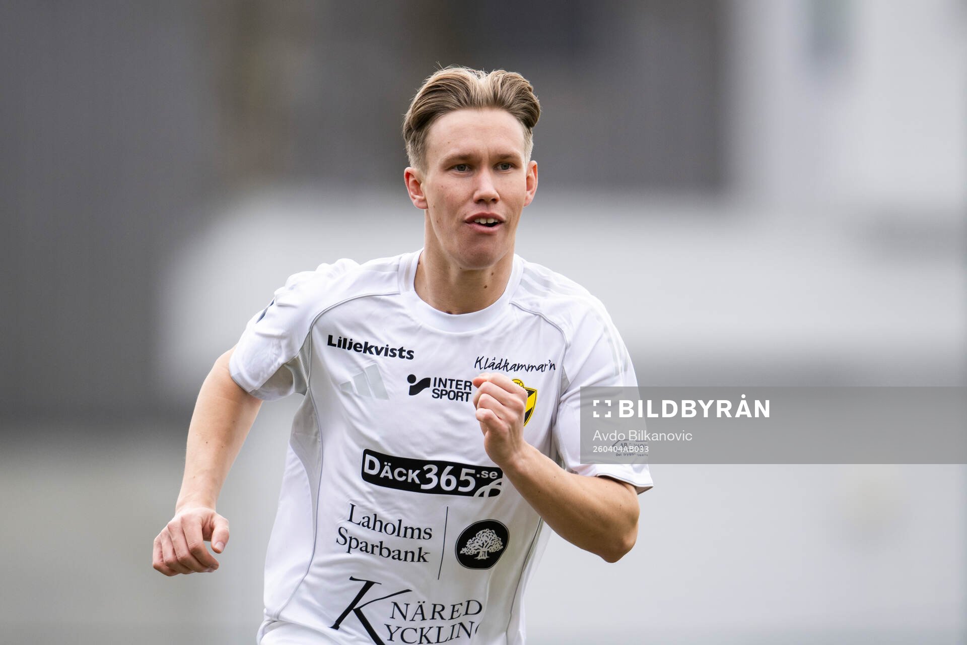Laholms FKs Adam Vernersson