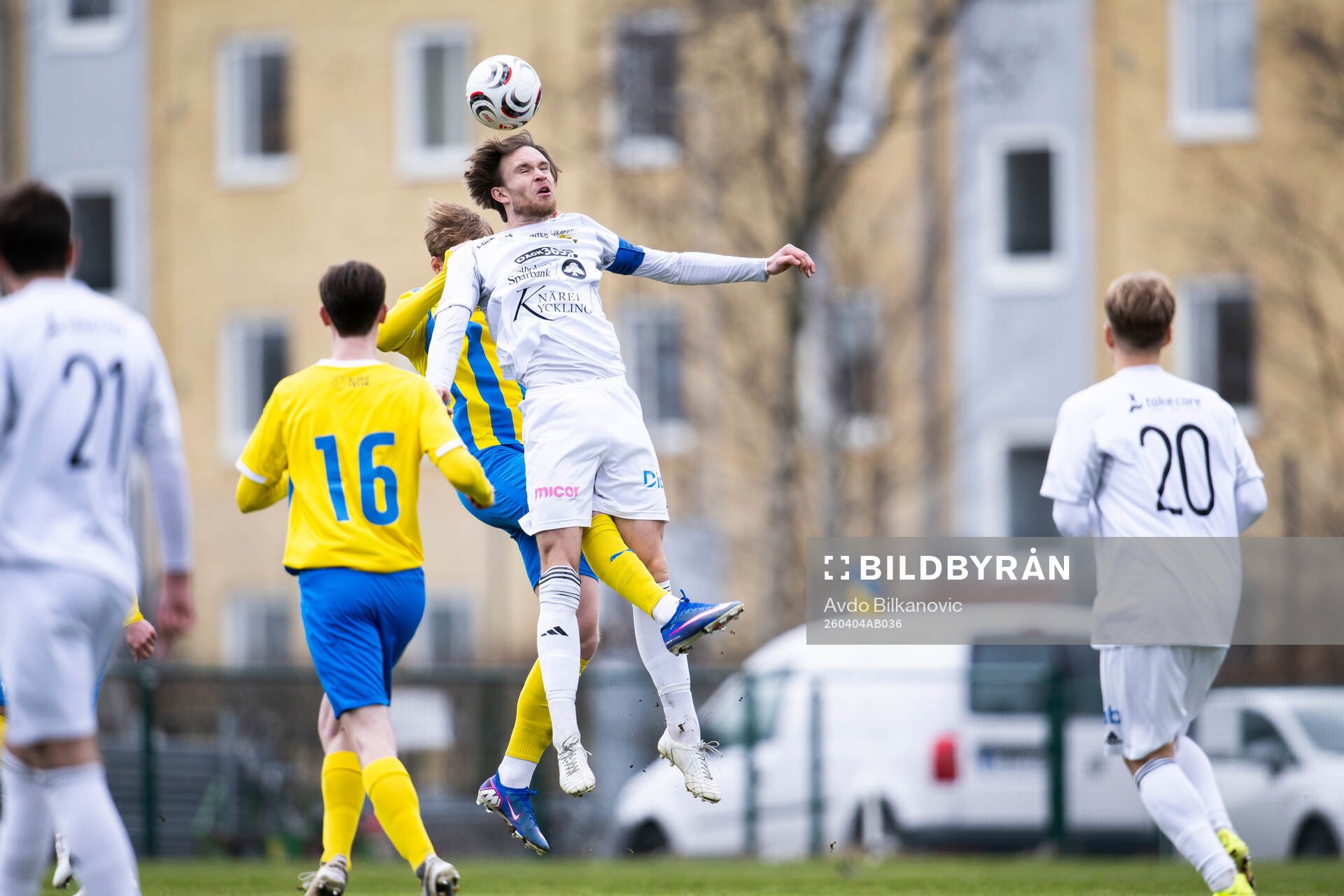 Eskilsminnes Henrik Norrby och Laholms FKs Lucas Ragnarsson