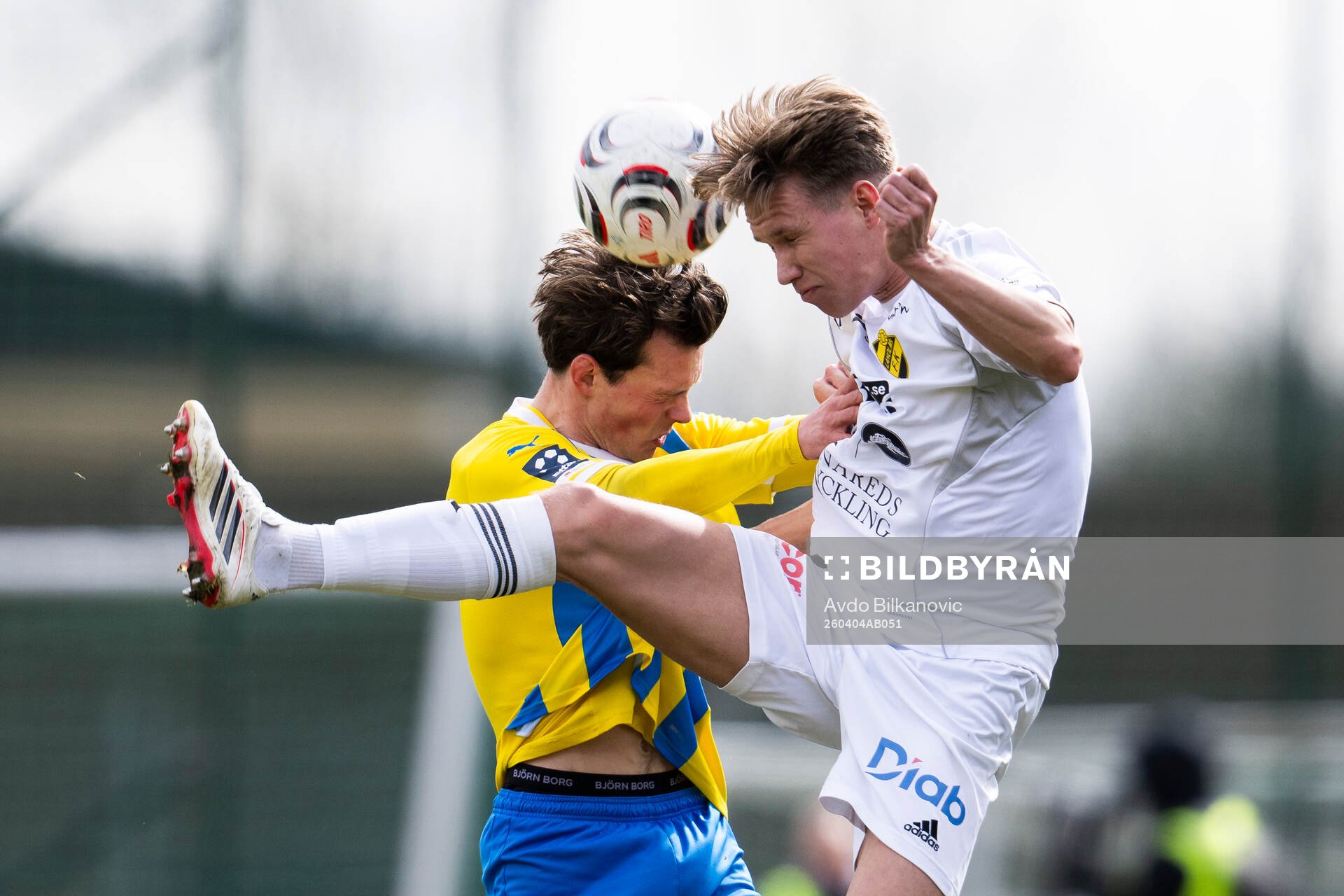 Eskilsminnes Axel Sjöberg och Laholms FKs Adam Vernersson