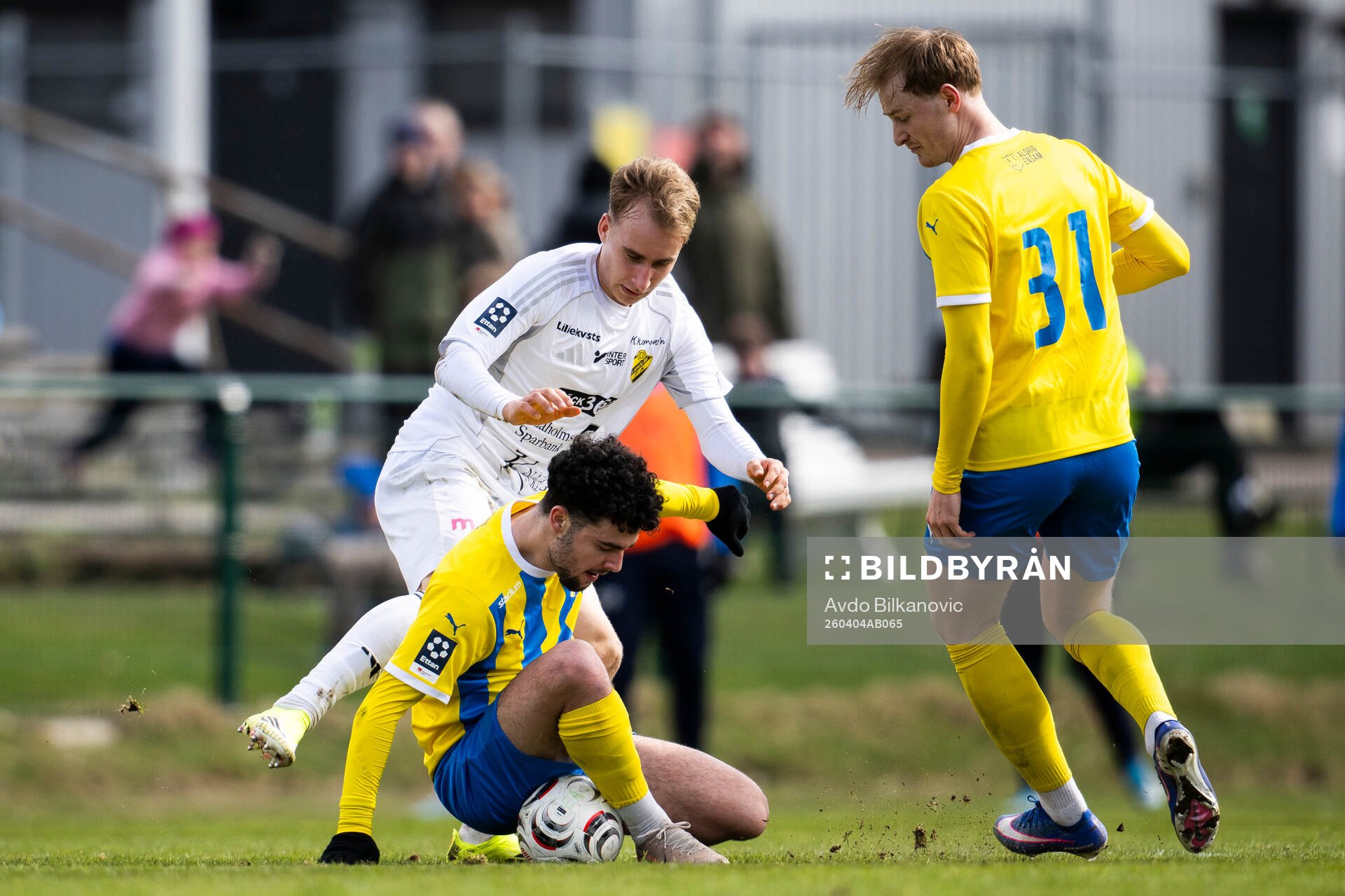Eskilsminnes Egon Kurtulus och Laholms FKs Måns Andersson