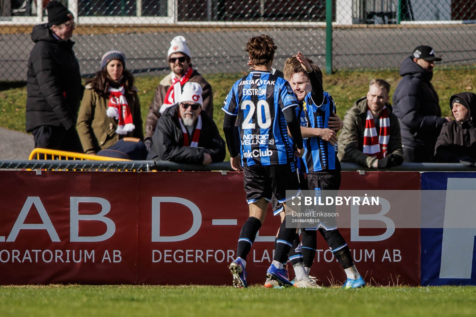 Sirius Neo Jönsson jublar